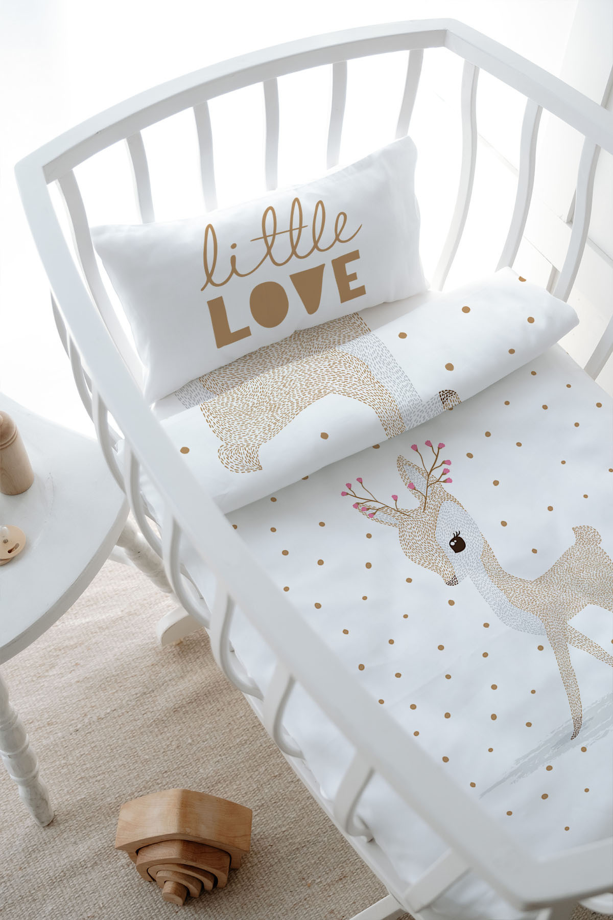 Tuğba Kuğu Park Yatak Nevresim Takımı (80x120) - Iconic Serisi - Çiçek Boynuzlu Geyik fotoğrafı 3 (önizleme)