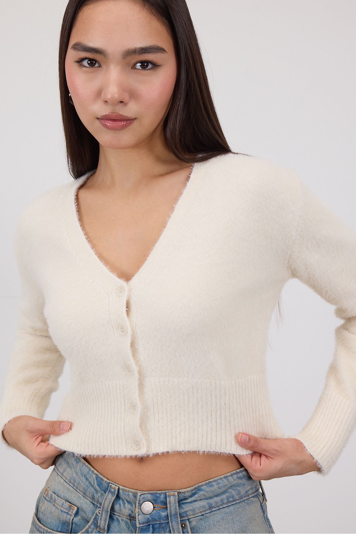 Addax-Soft Textured Buttoned Crop Cardigan H3339-A2 4