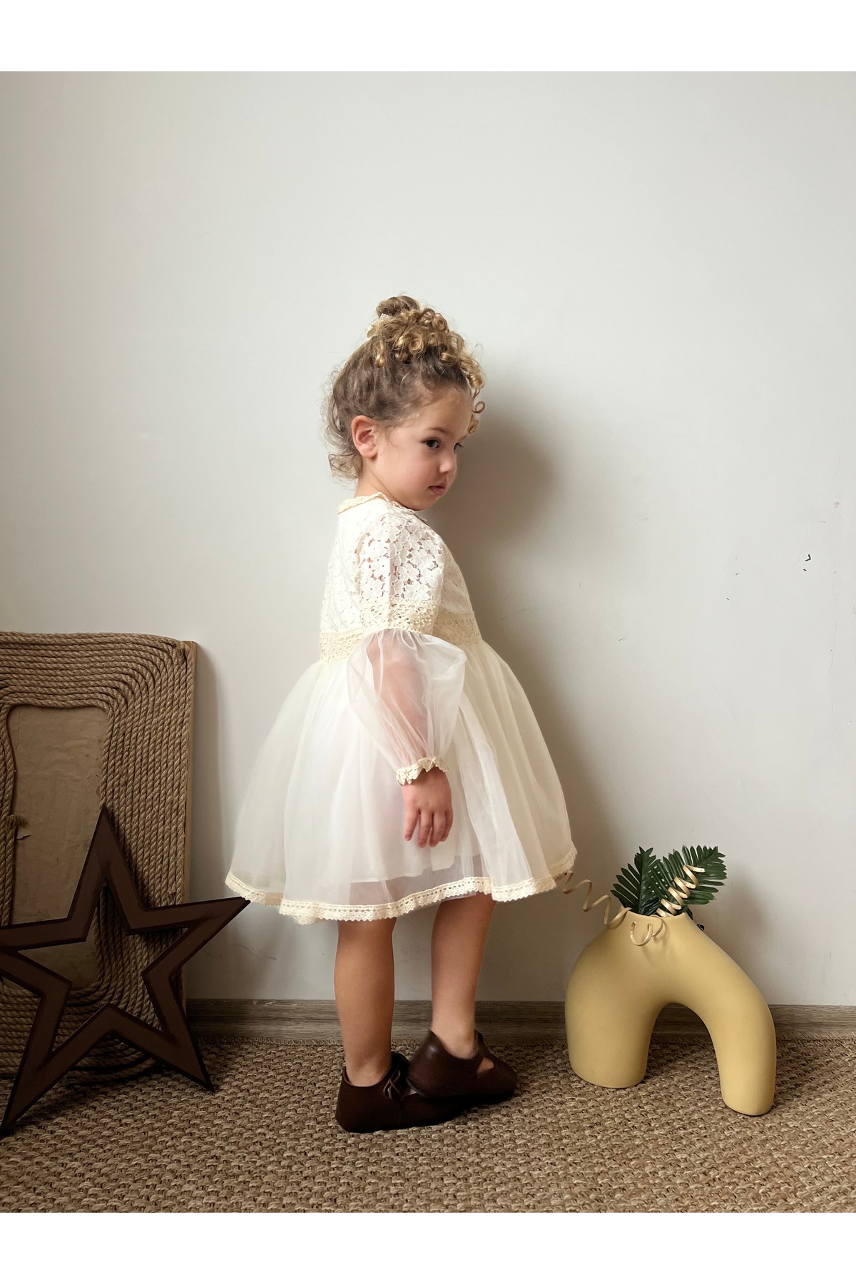 penu baby kids Ekru Çiçekli Fisto Dantelli Tül Etek Yarı Kumaş Yarı Tül Uzun Kol Kız Çocuk Kız Bebek Elbise fotoğrafı 3 (önizleme)