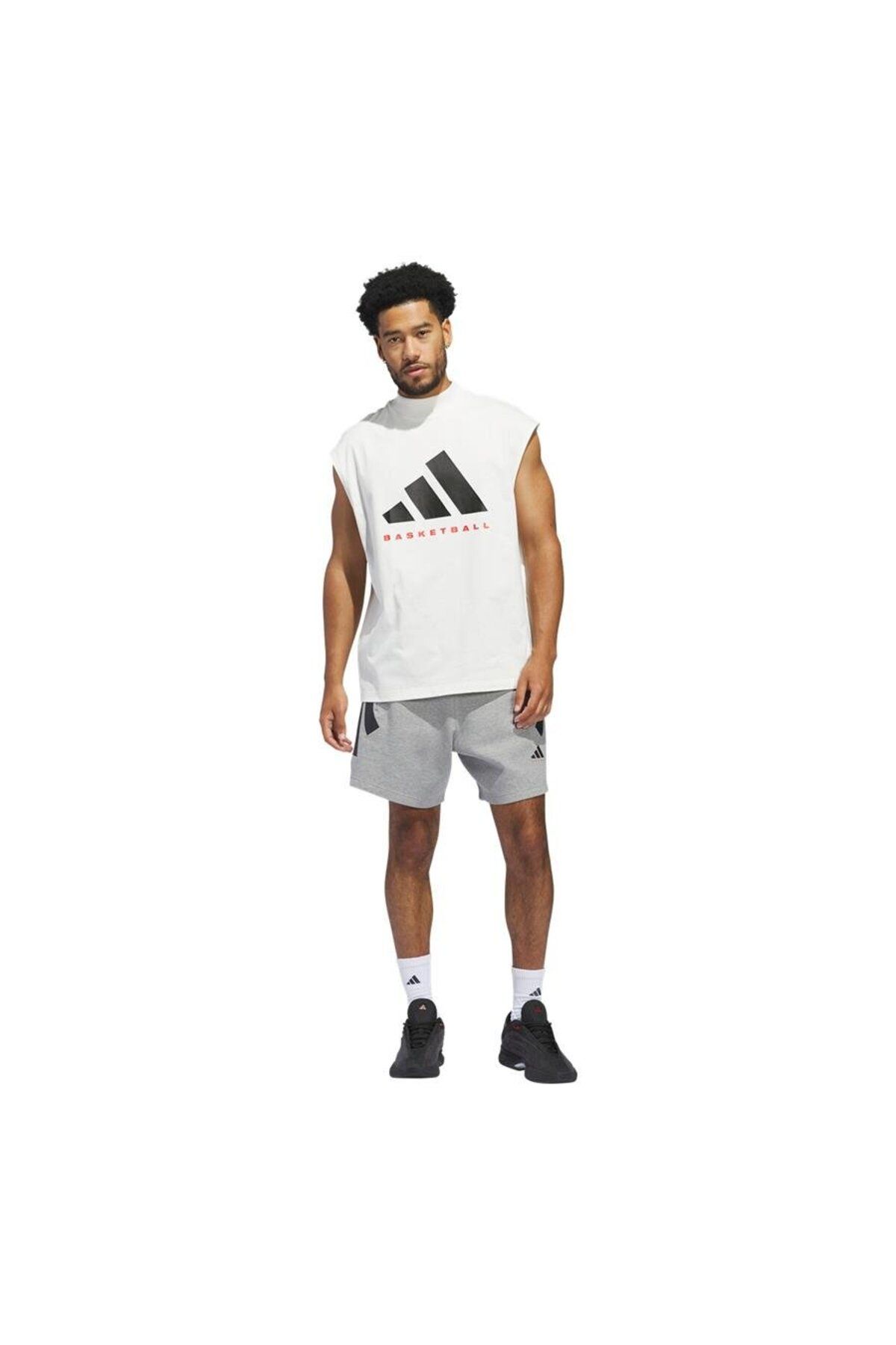 adidas-Men's T-Shirt - Name Bb Sl Tee, Iw5648 Model 5
