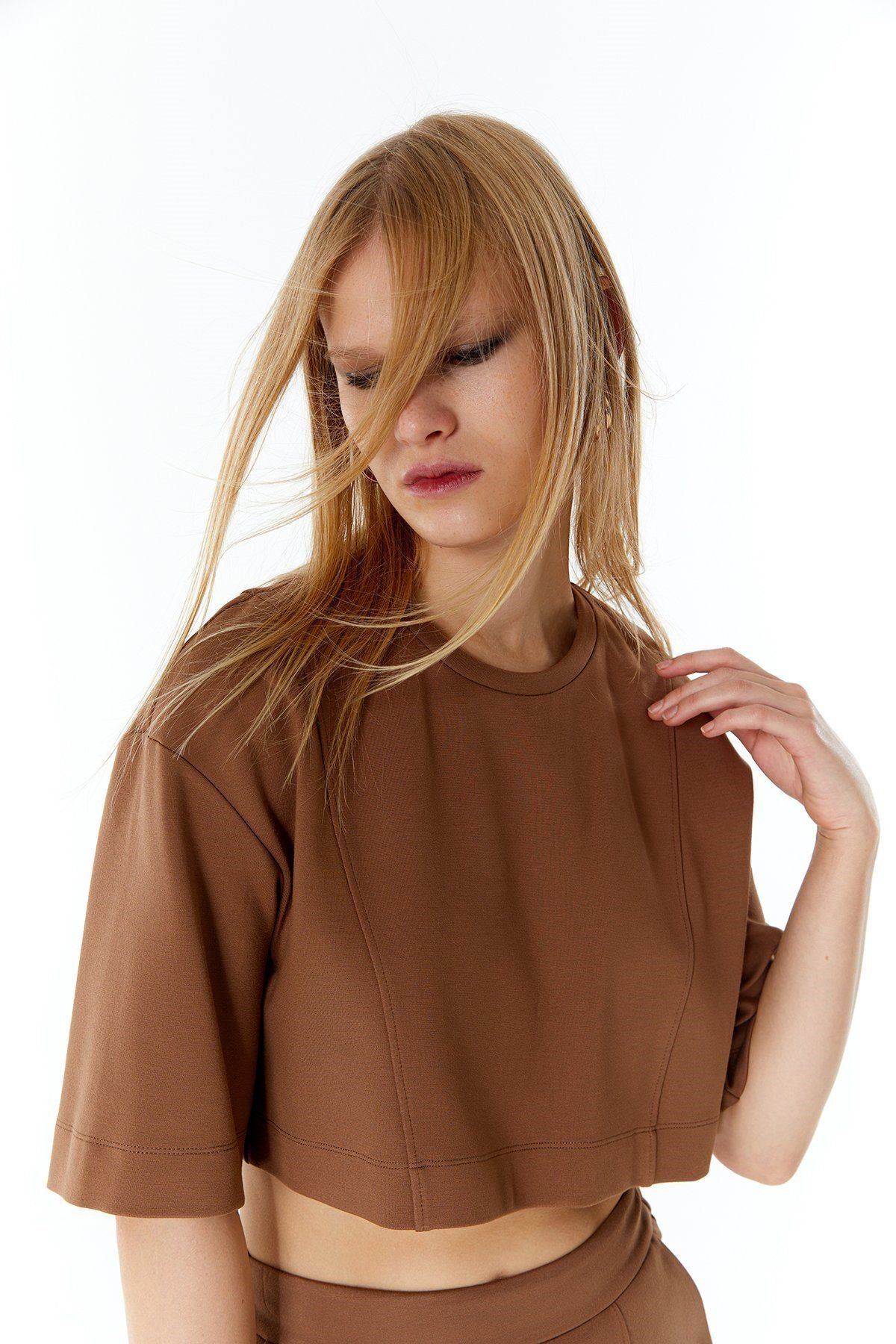 Rue Studio-Tricou Camel Basic Crop 4