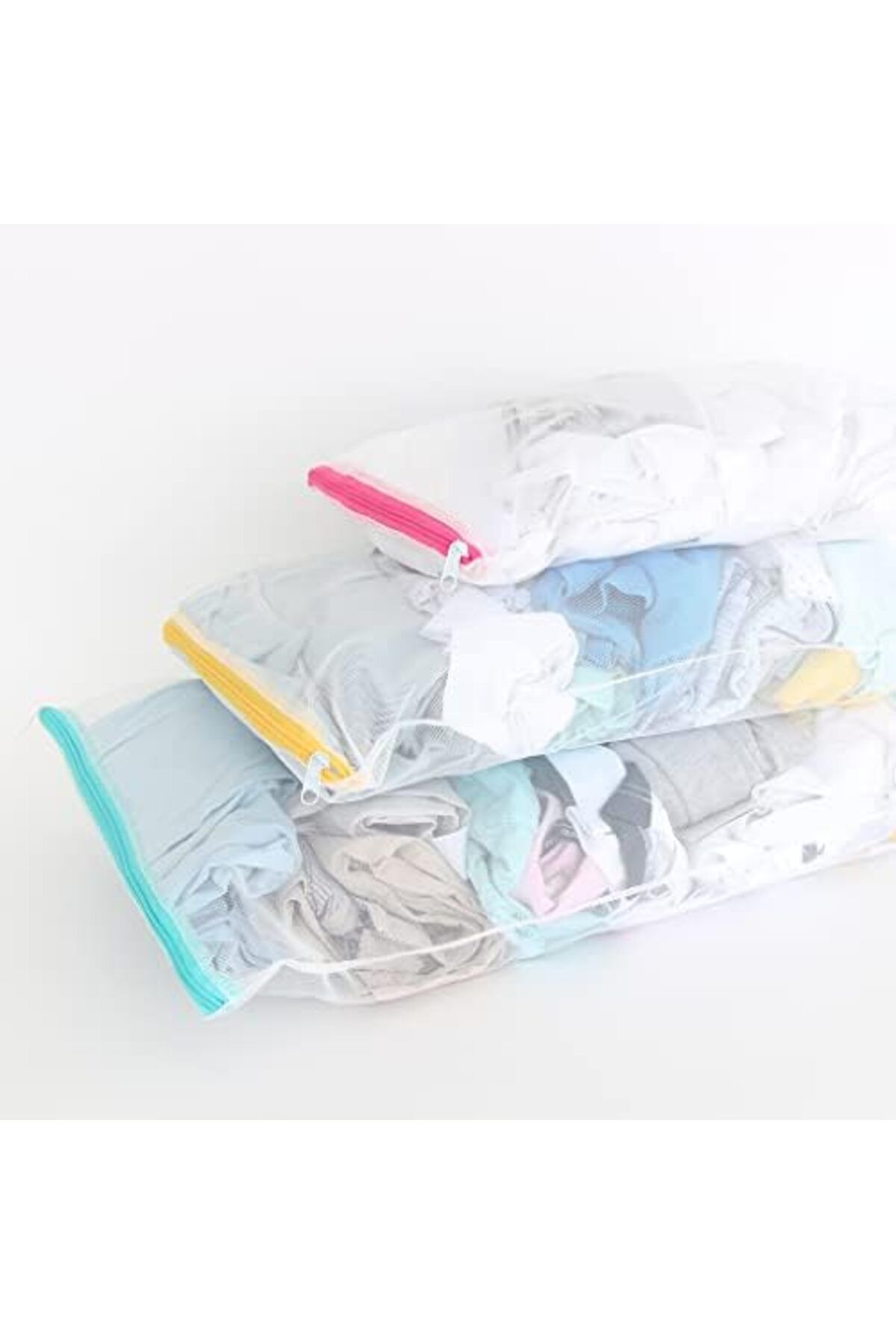 STOREMAX-Set of 3 Zippered Laundry Nets 646268 3