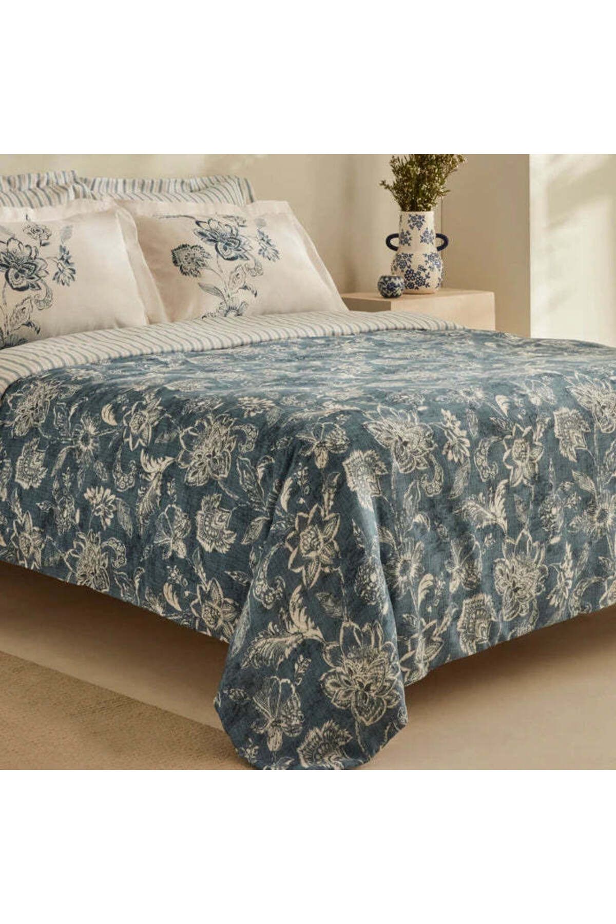 Karaca-Home Floy Lyocell Krep Doppelbett-Bettwäsche-Set 2