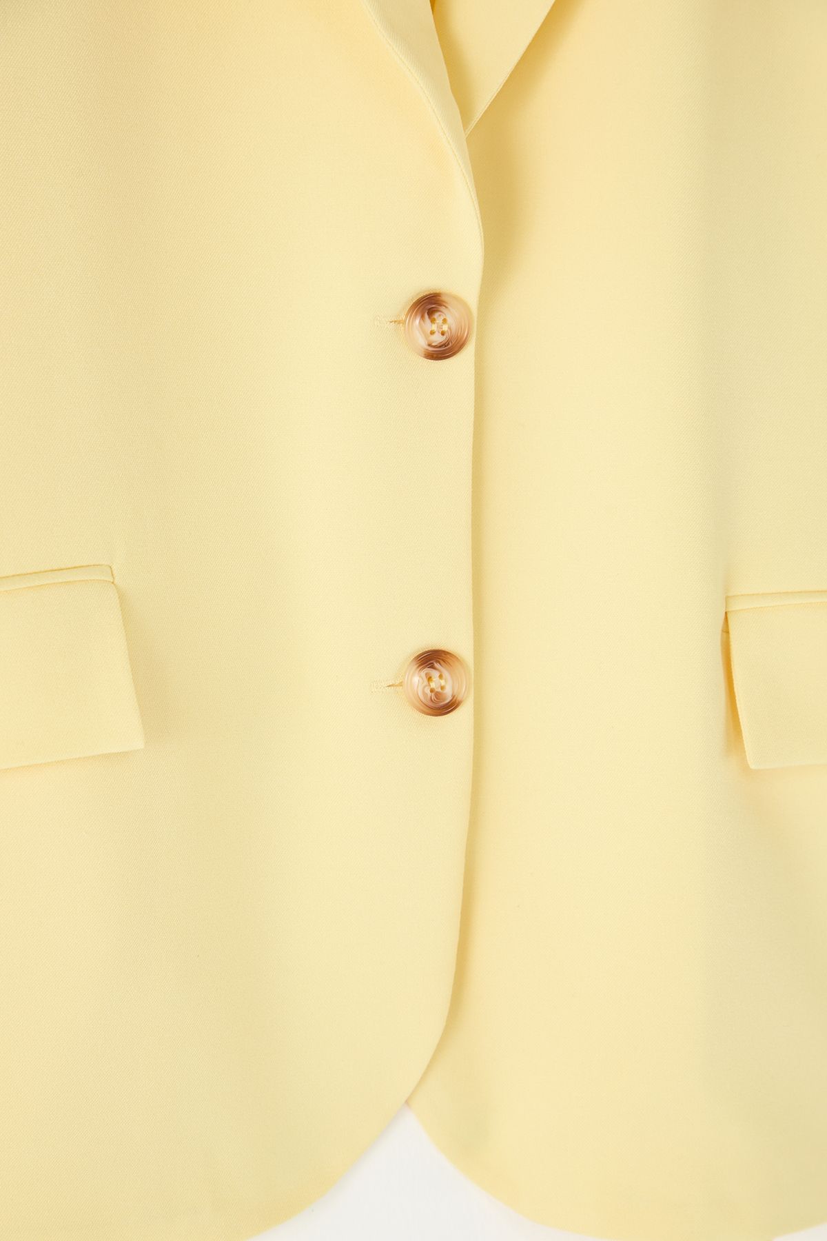 Trendyol Collection-Gelbe, gewebte Blazerjacke mit regulärem Futter in limitierter Auflage TWOAW23BC00132 8