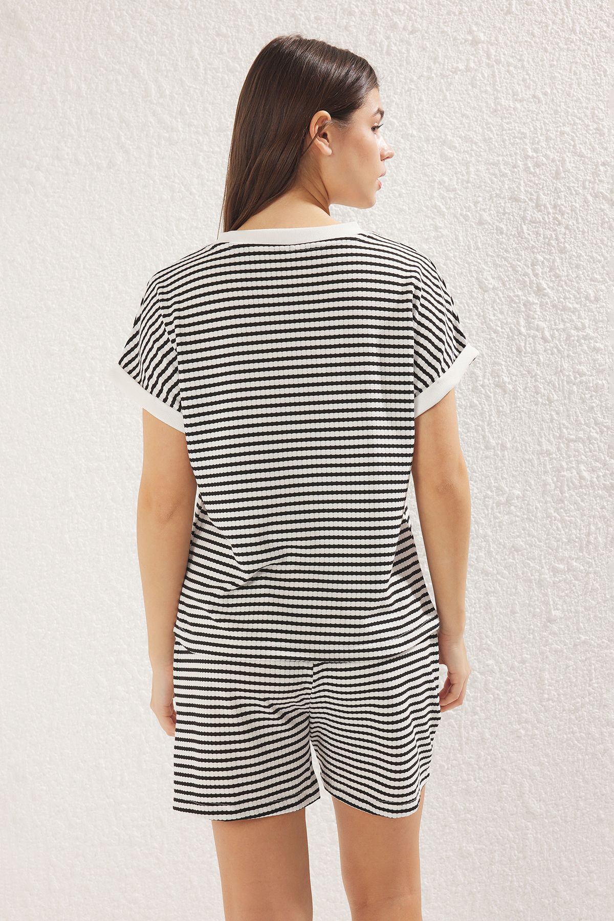 Trendyol Collection-Flexibel gestrickt – Regular Fit Jalar Bottom-Top-Anzug TWOSS25AU00000 5