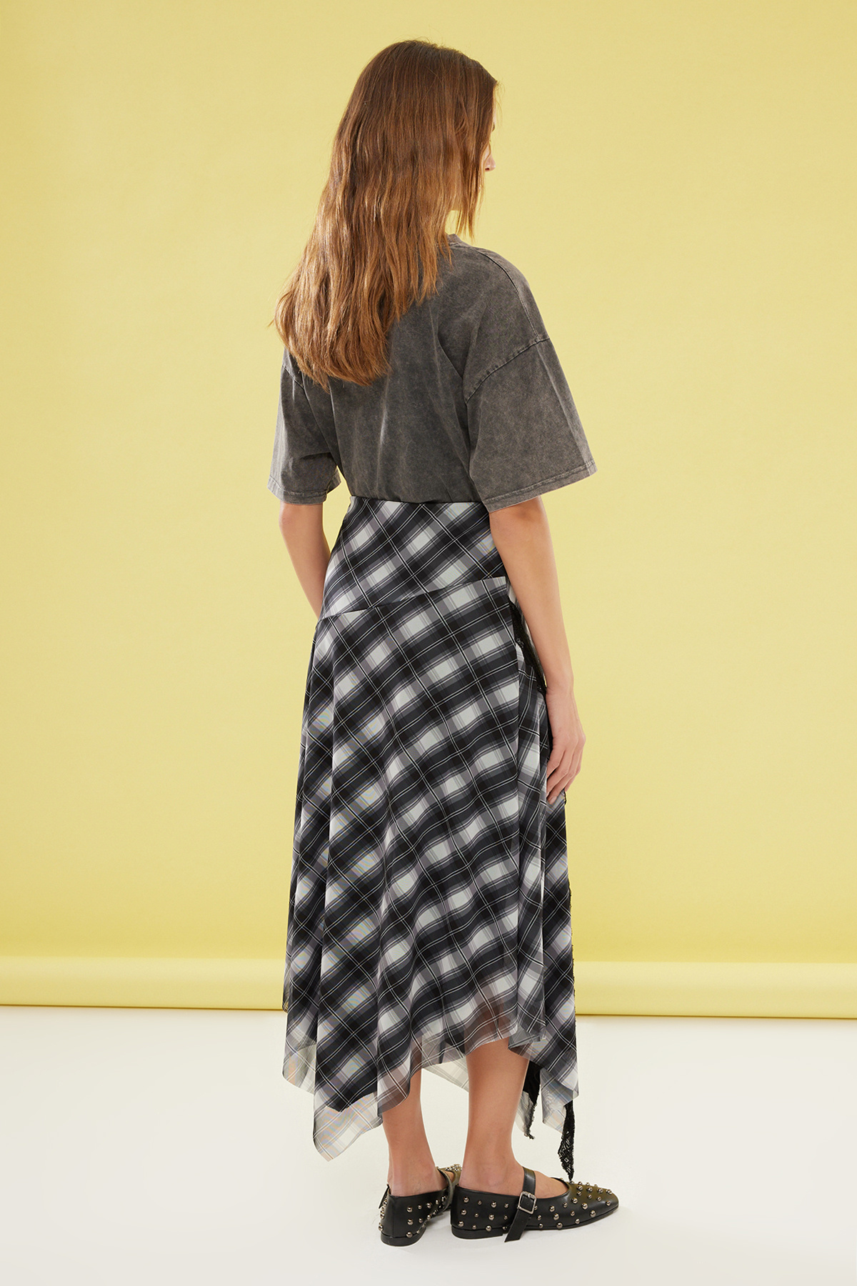 Trendyolmilla  Siyah Ekose Desenli Tül Dantel detaylı Esnek Etek TWOSS25ET00067 - Görsel 5