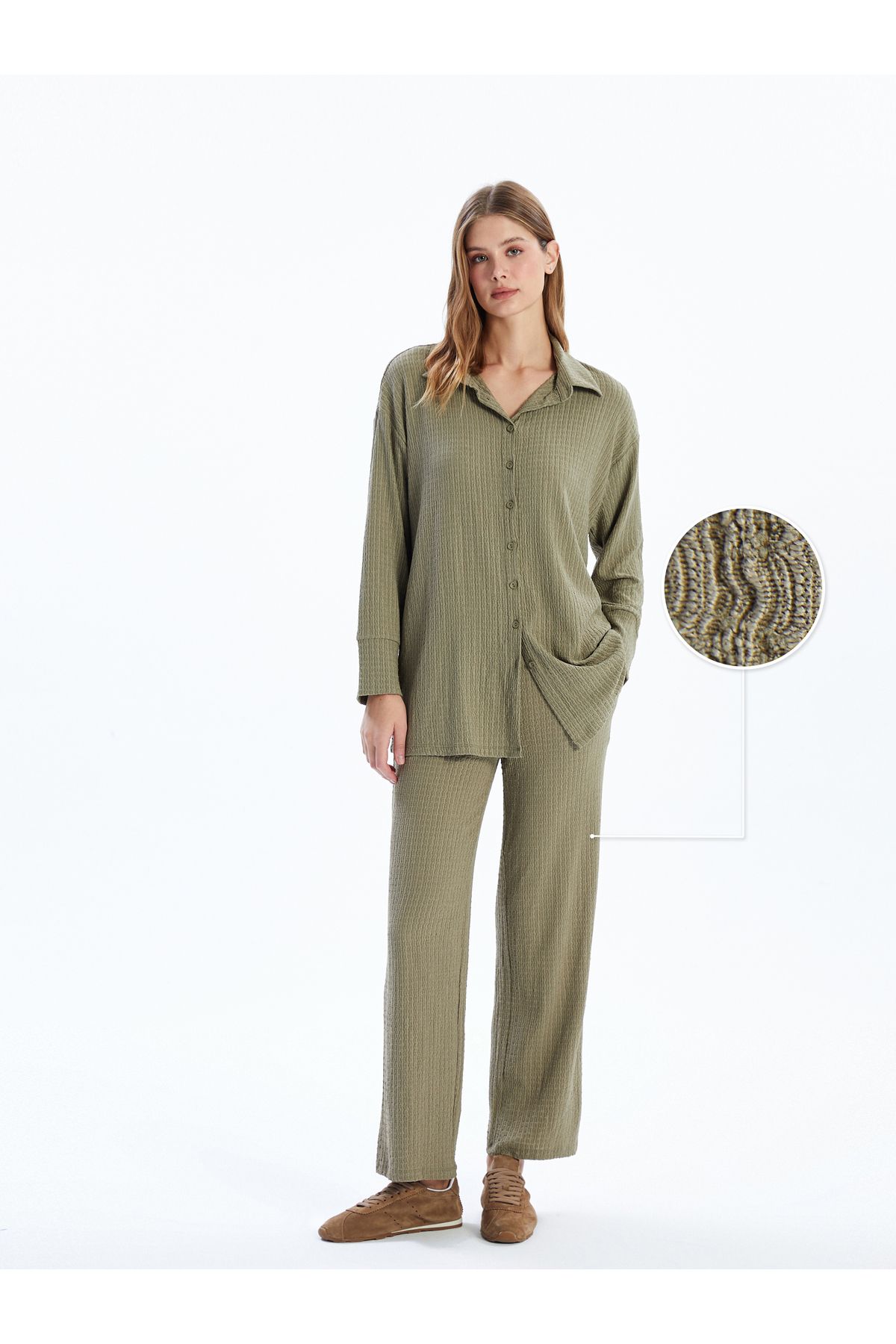 complete the look image