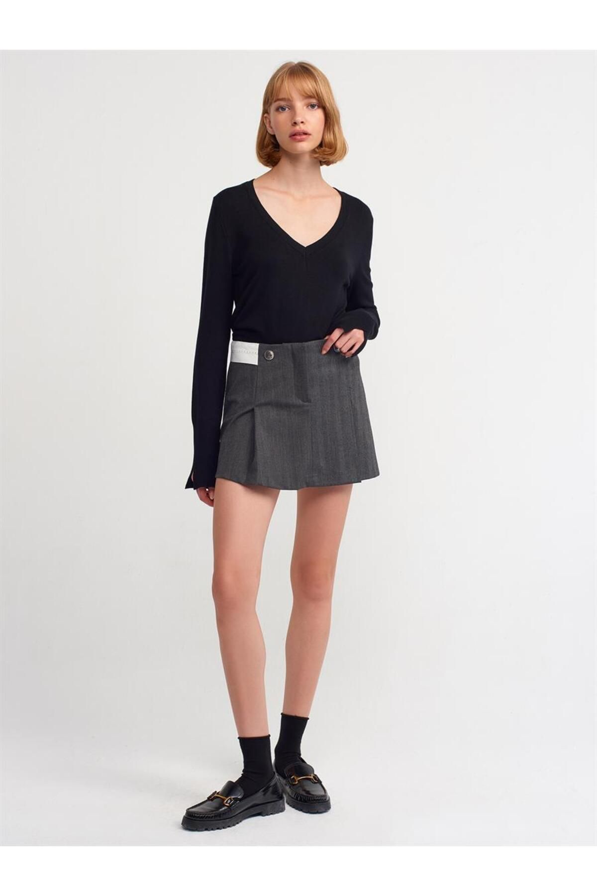 پلیور مشکی زنانه سیاه 10427 Kazakh v neck Lewy Slit Dilvin
