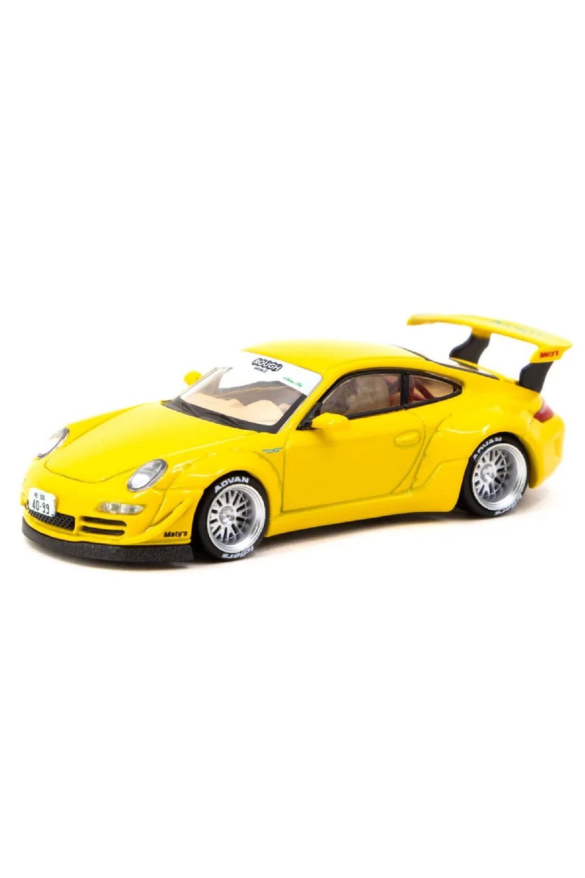 Oyuncakmatik 1:64 Diecast RWB 997 Notting Hill Road Yellow Tarmac Model Araba