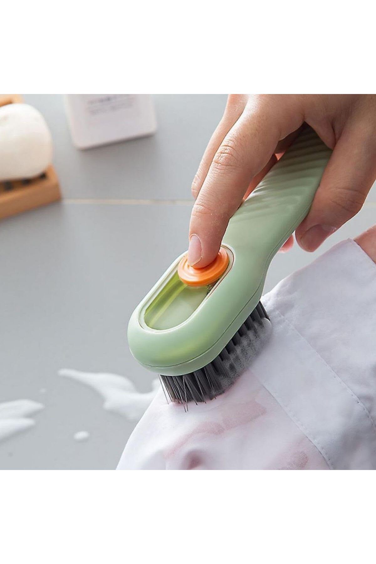 Busstier Ergonomik Deterjan Hazneli Çok Amaçlı Temizlik Fırçası - Ayakkabı ve Botlar İçin Pratik Çözüm