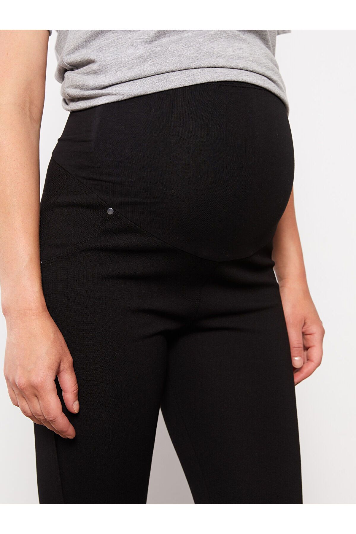LC Waikiki-Lcwk Plain Maternity Leggings with Abdominal Panels 3