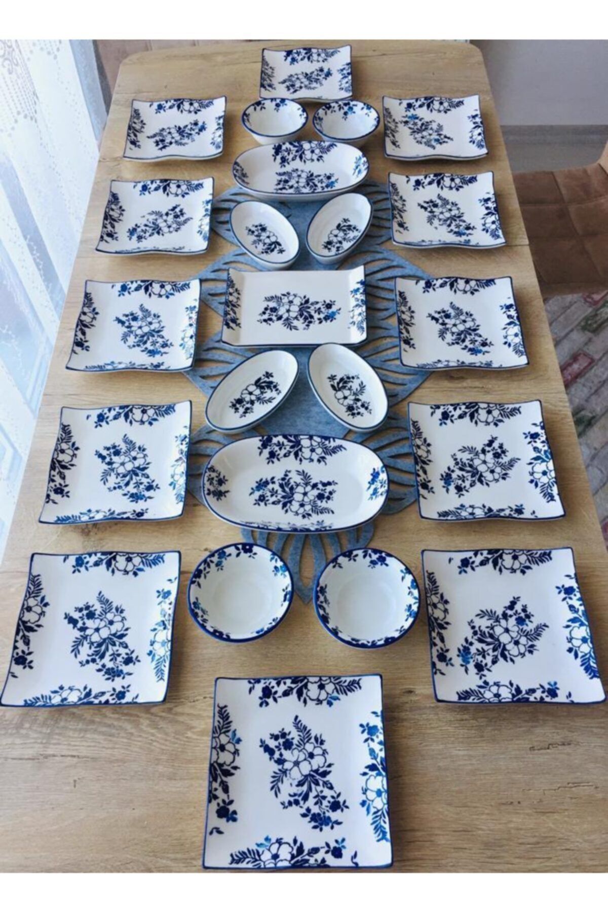QUEEN-Jasmine Pattern Breakfast Set for 12 2