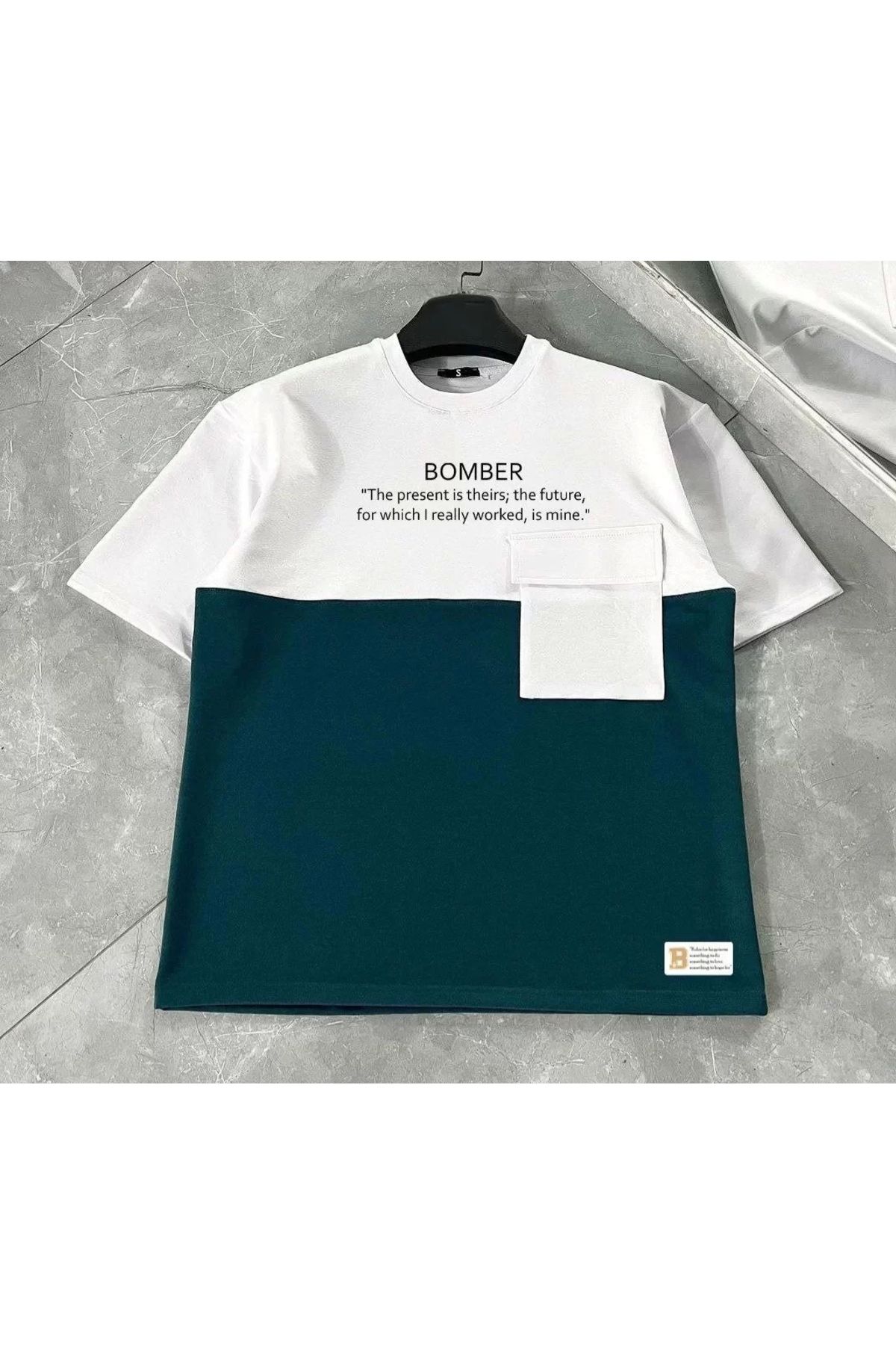 AE Stil Unisex Torba Cep Detaylı Parçalı T-Shirt - Lacivert