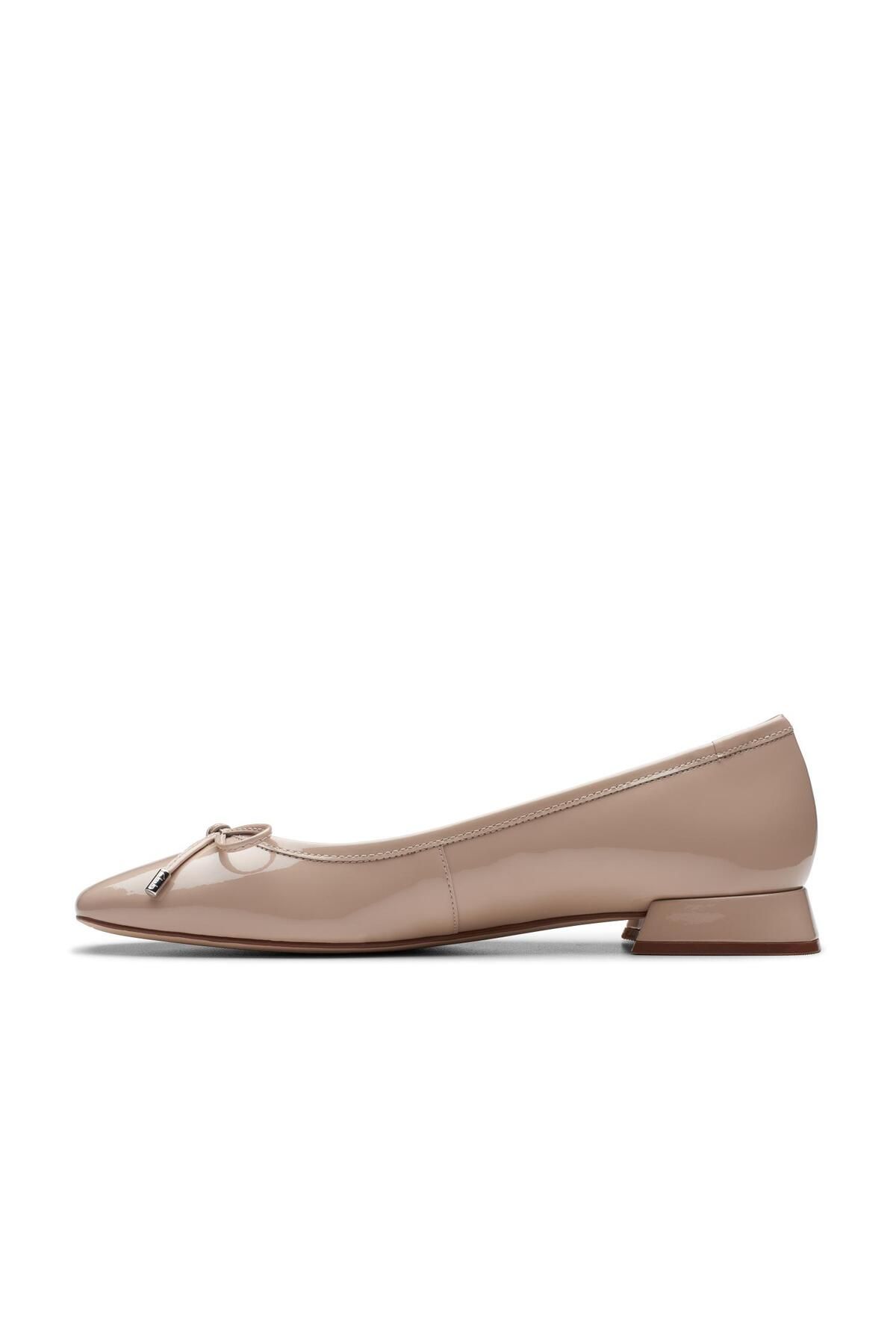 CLARKS-Ubree15 Step Beige Womens Formal Shoes 2