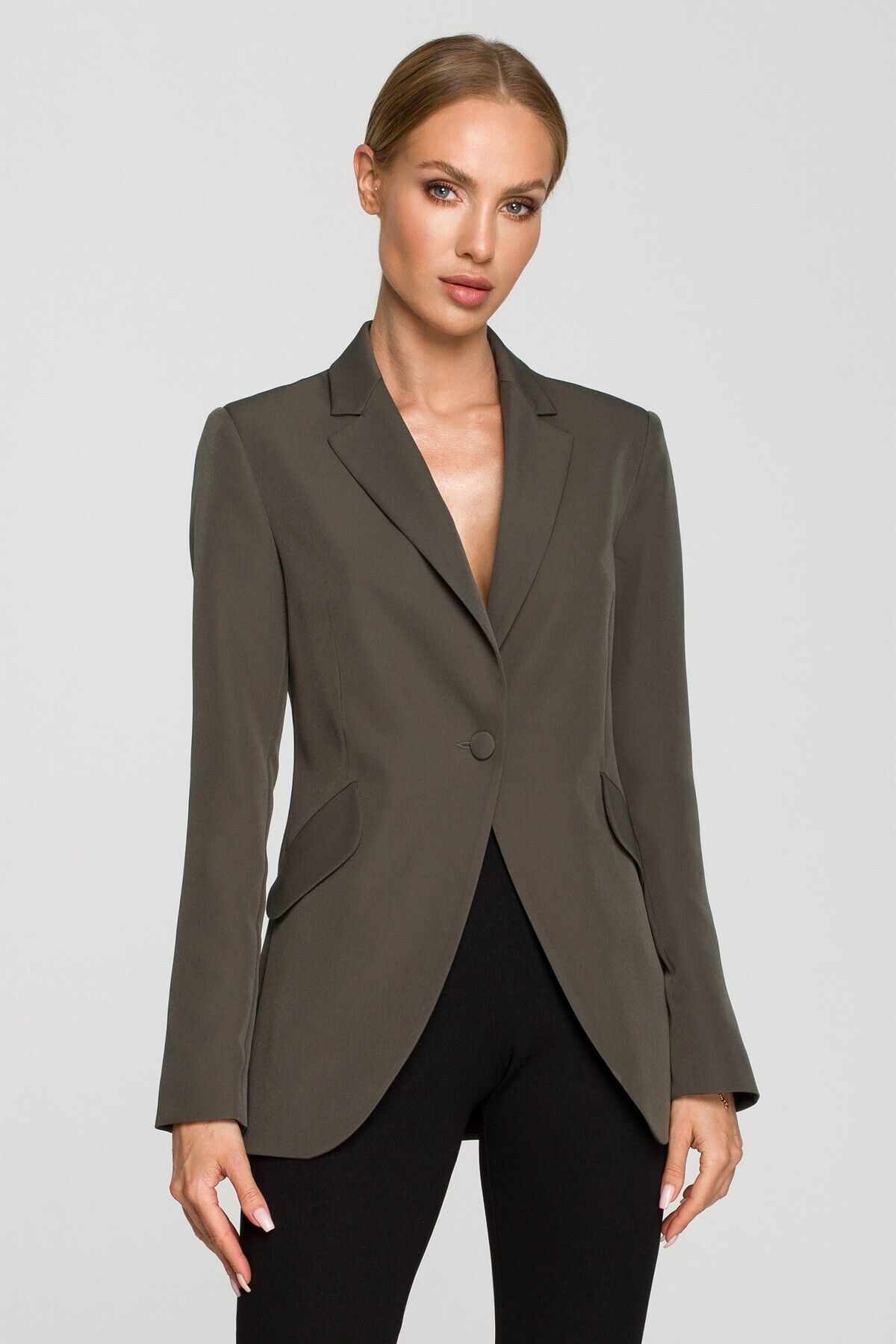 Made of Emotion-Blazer fastened with a single button 2