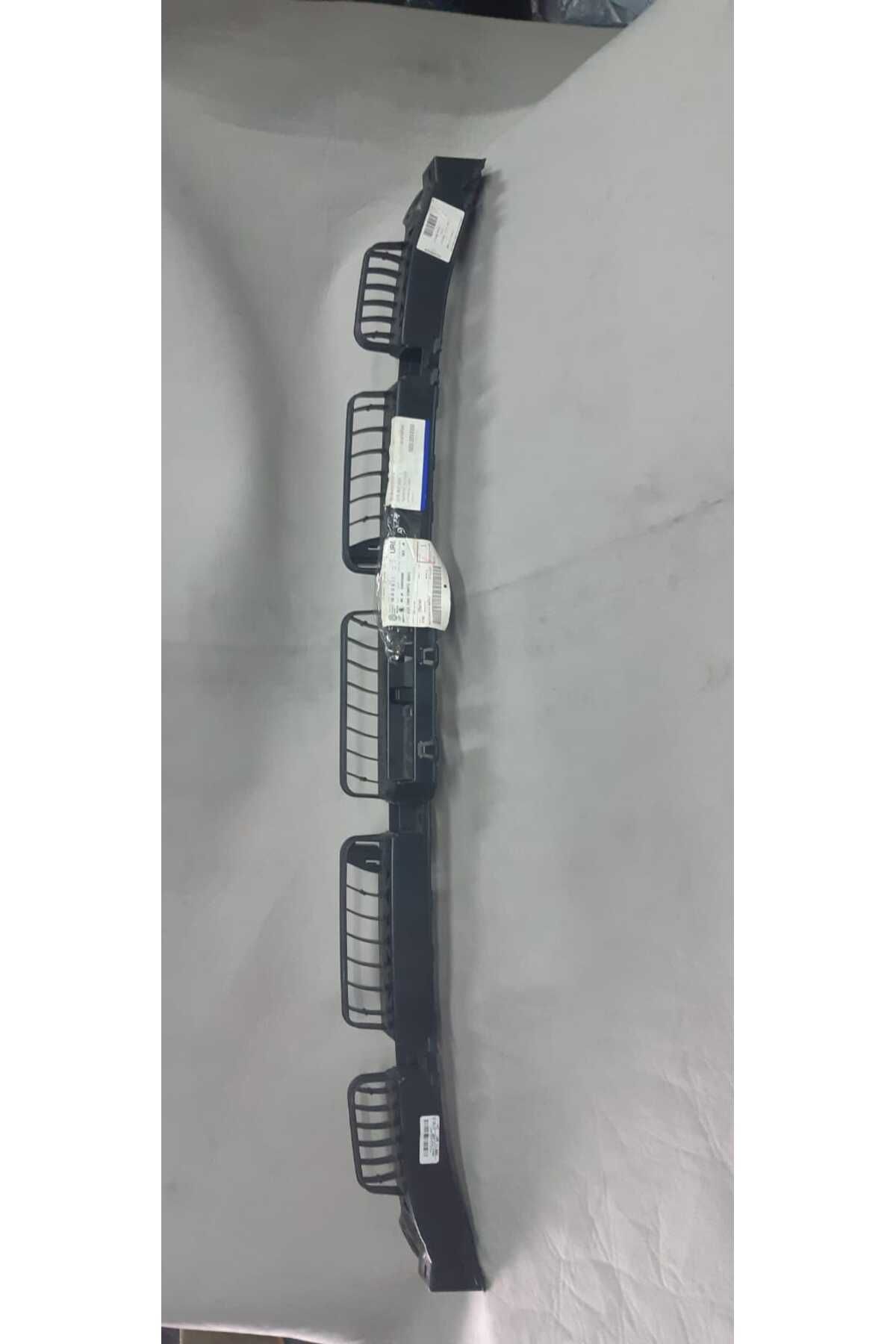 Seat ATECA TAMPON TUTUCU ARKA 2016-2019 - - OEM 575 807 863