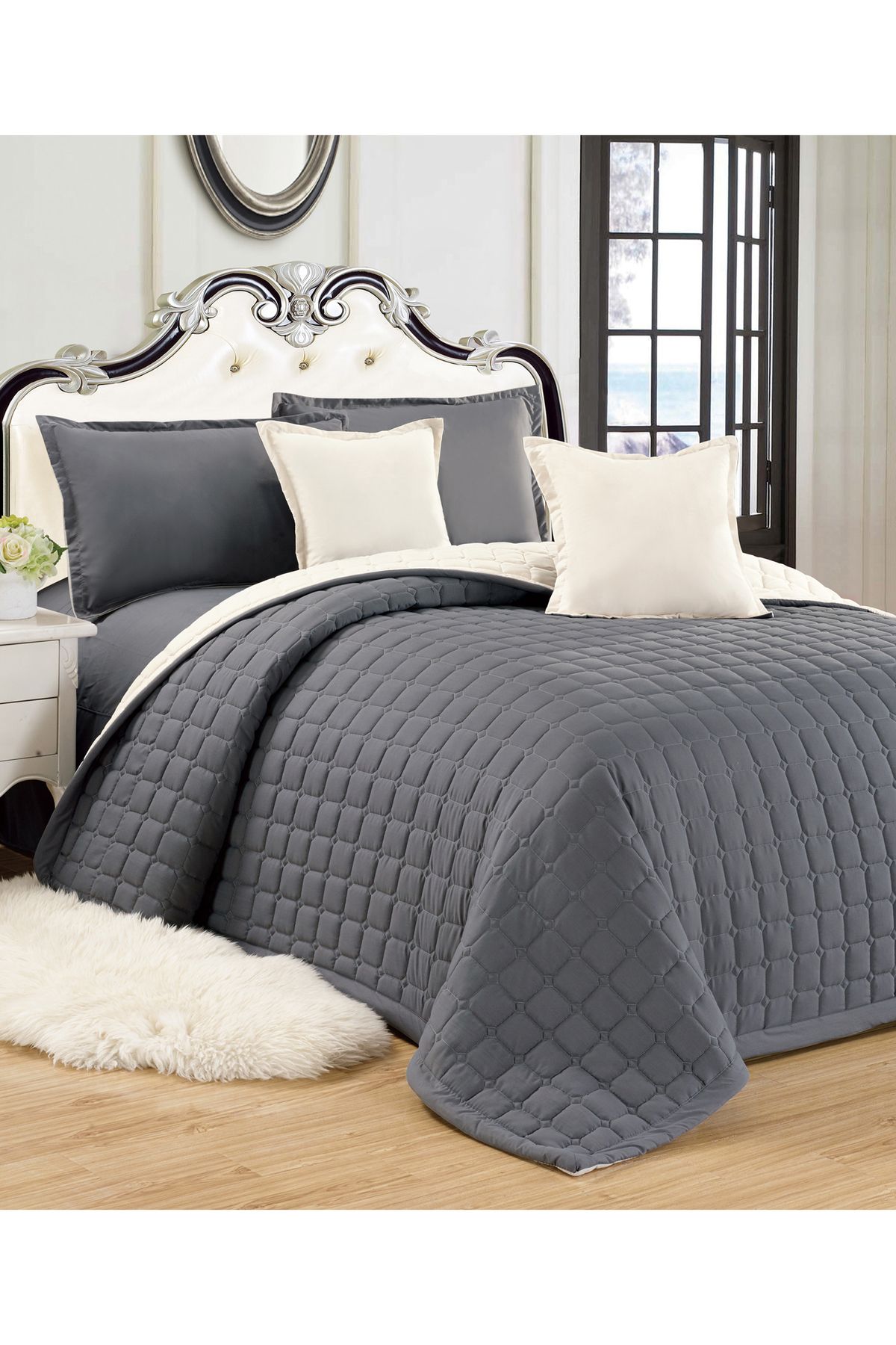 Generic-Compressed two-sided Comforter Set Double Size Tow color, 6 Pieces, King Size 1