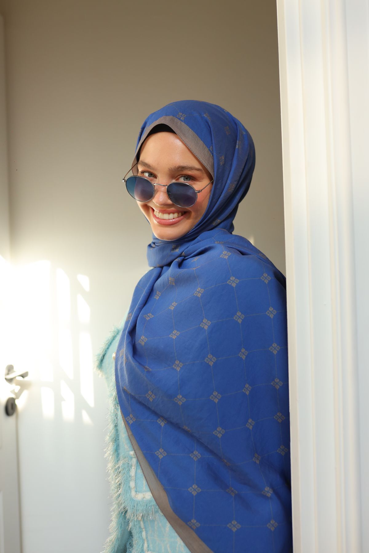 Silk Home-Olinda Shawl 49003-94 4