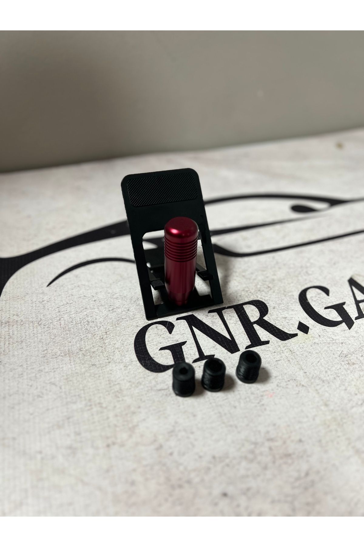 GNRGARAGE KIRMIZI 13 CM METAL VİTES TOPUZU