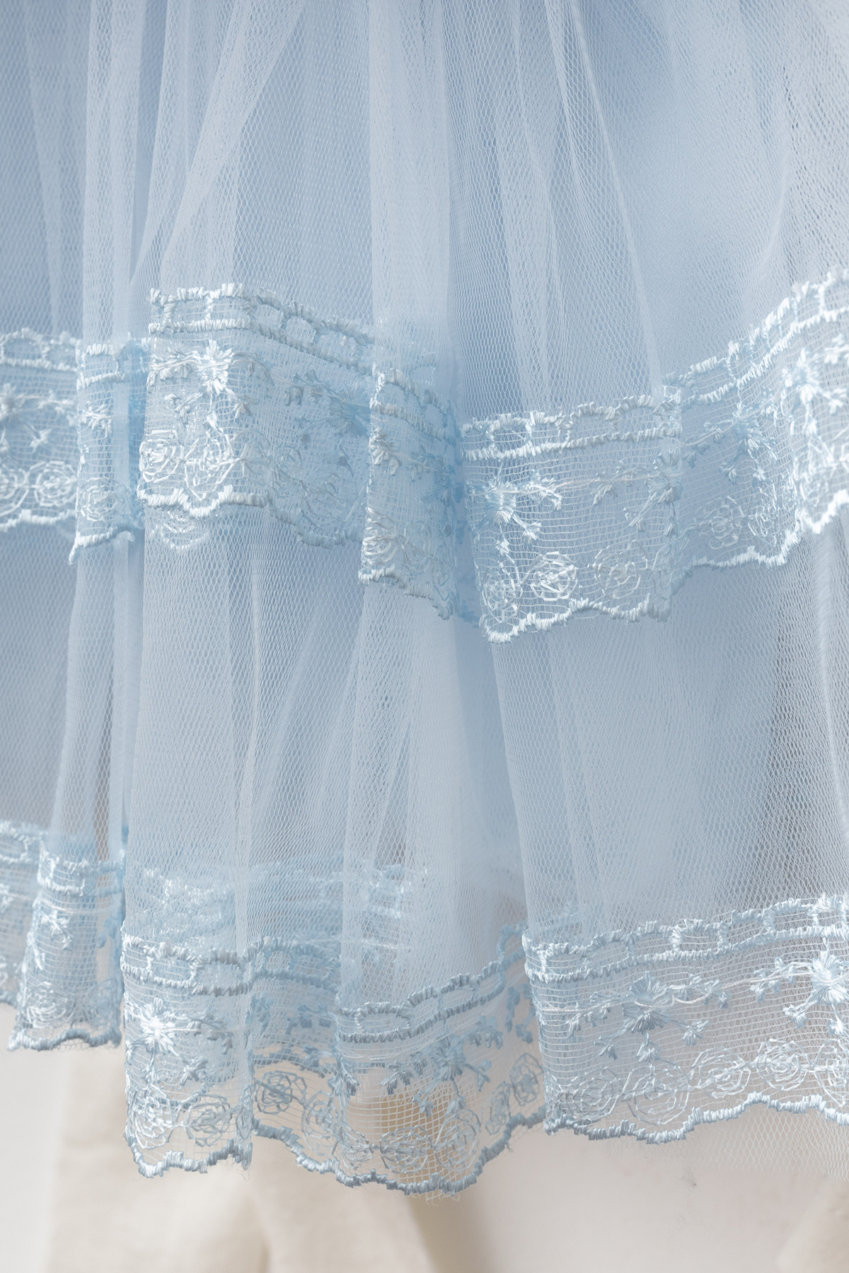 Ponpon Baby Kız bebek çiçekli ceketli 6 parça lüks mevlüt elbisesi yenidoğan elbise bebek hediyelik fotoğrafı 4 (önizleme)