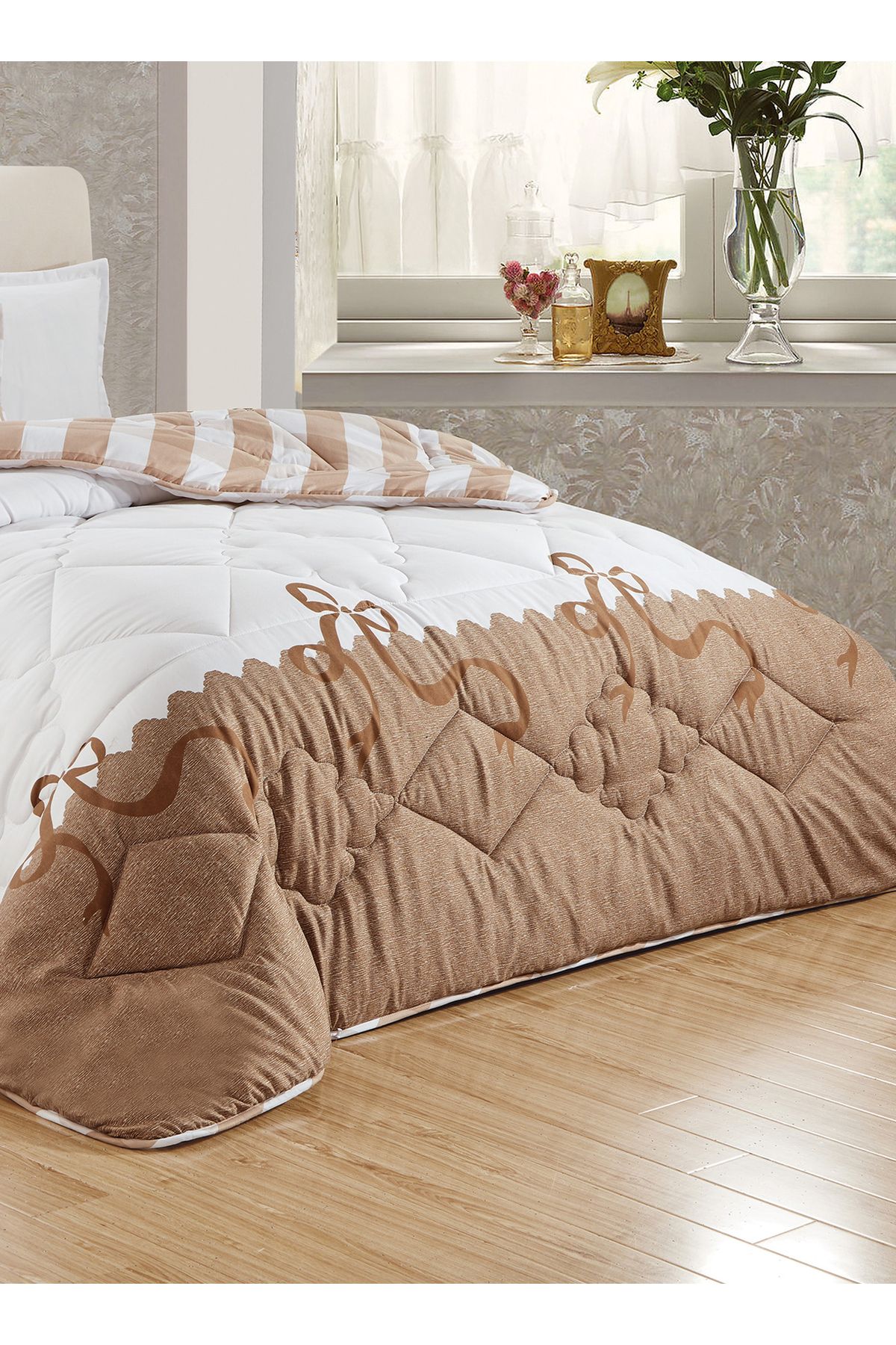Generic-Comforter Set 4 Piece Single Size Elegant Bedspread Lightweight Comforter Suitable for All Seasons 3
