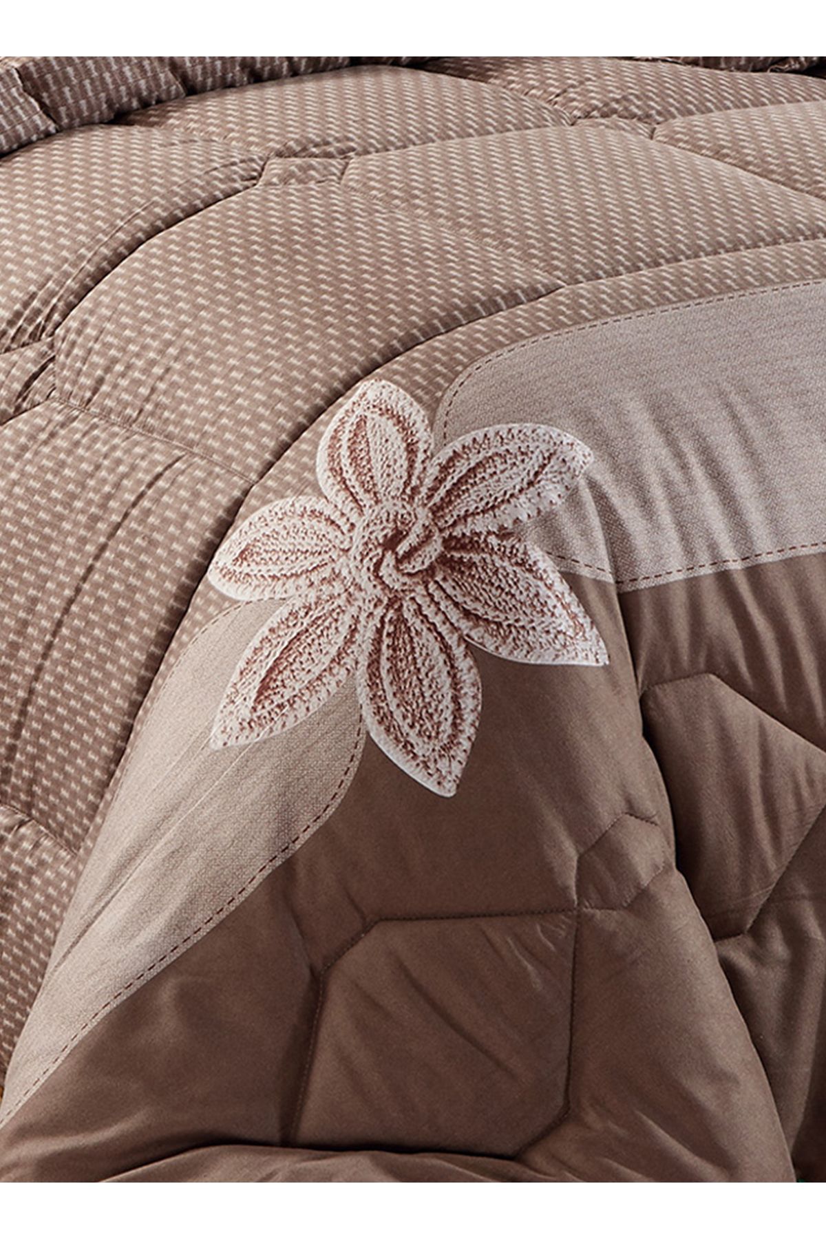 Generic-Comforter Set 4 Piece Single Size Elegant Bedspread Lightweight Comforter Suitable for All Seasons 5
