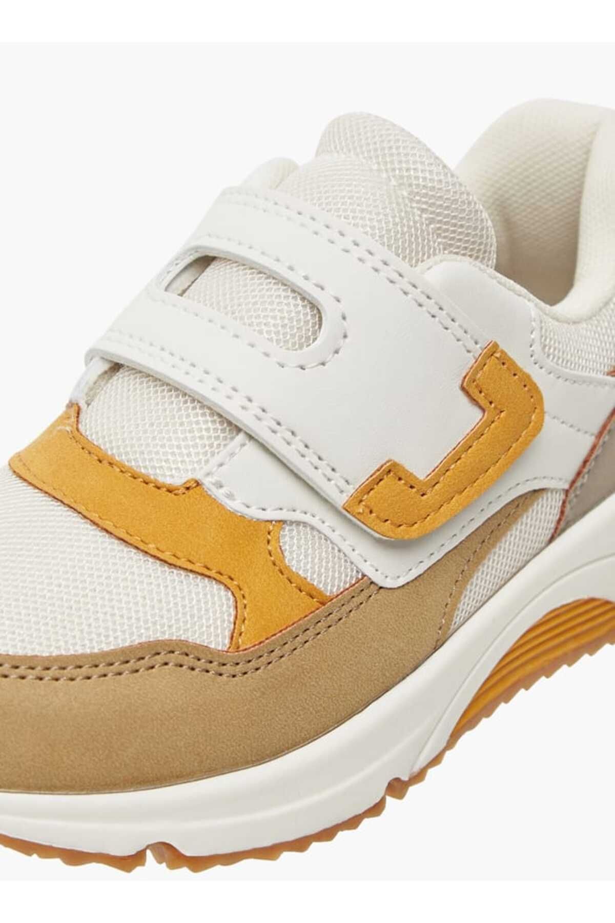 Juniors-Panelled Sneakers with Hook and Loop Closure 4