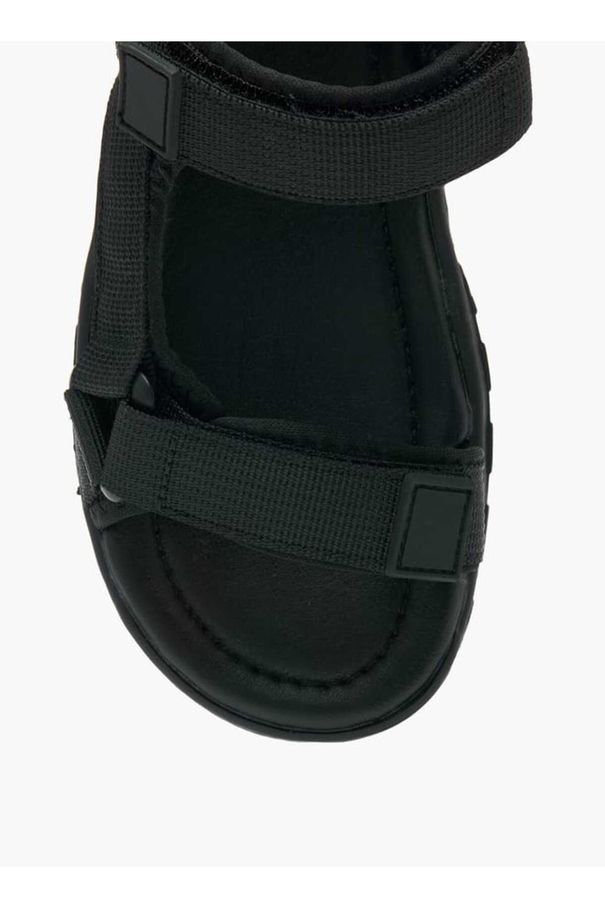 LBL by Shoexpress-LBL by Shoexpress Textured Sandals with Hook and Loop Closure 3