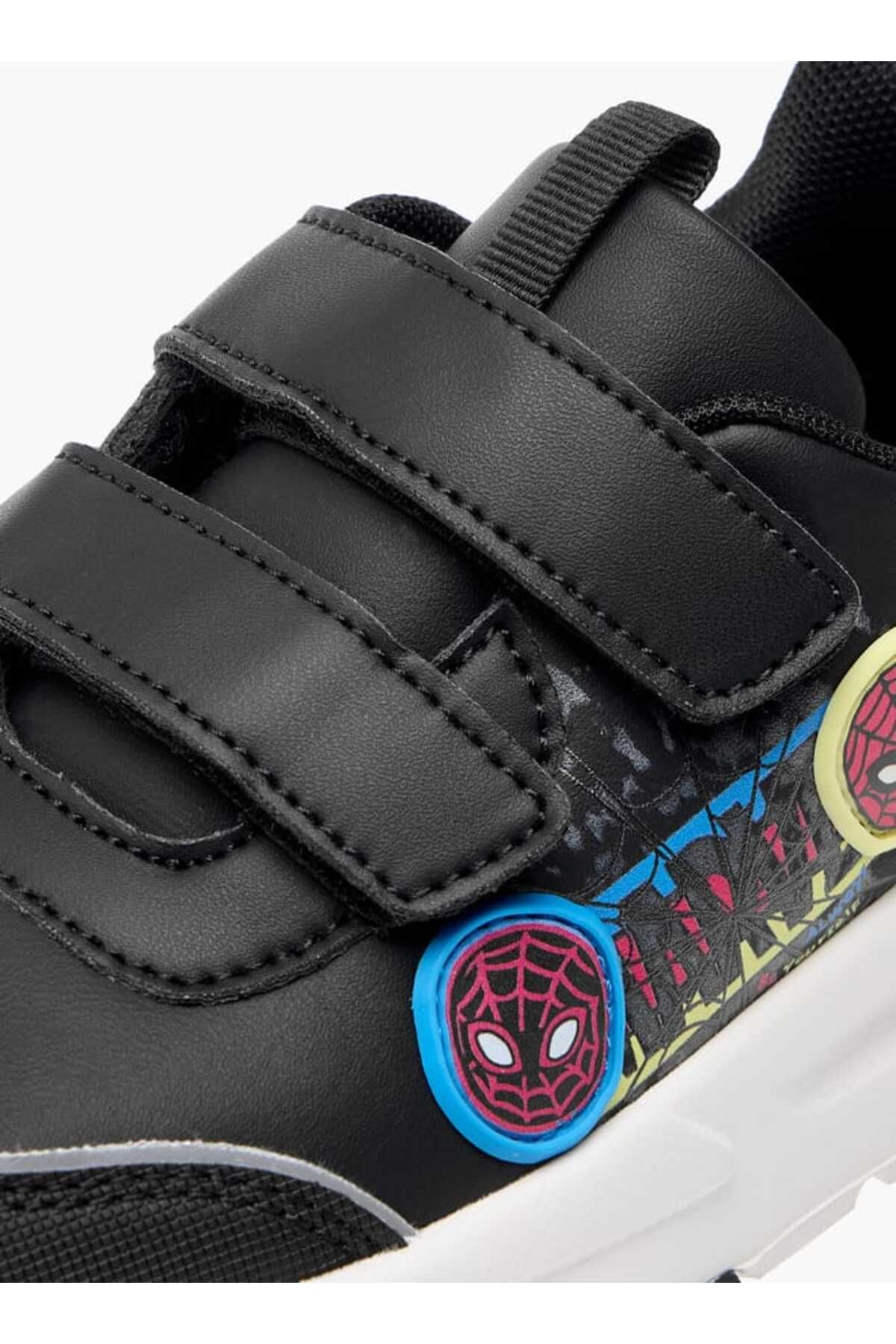 Marvel-Spider-Man Embossed Sneakers with Hook and Loop Closure 4