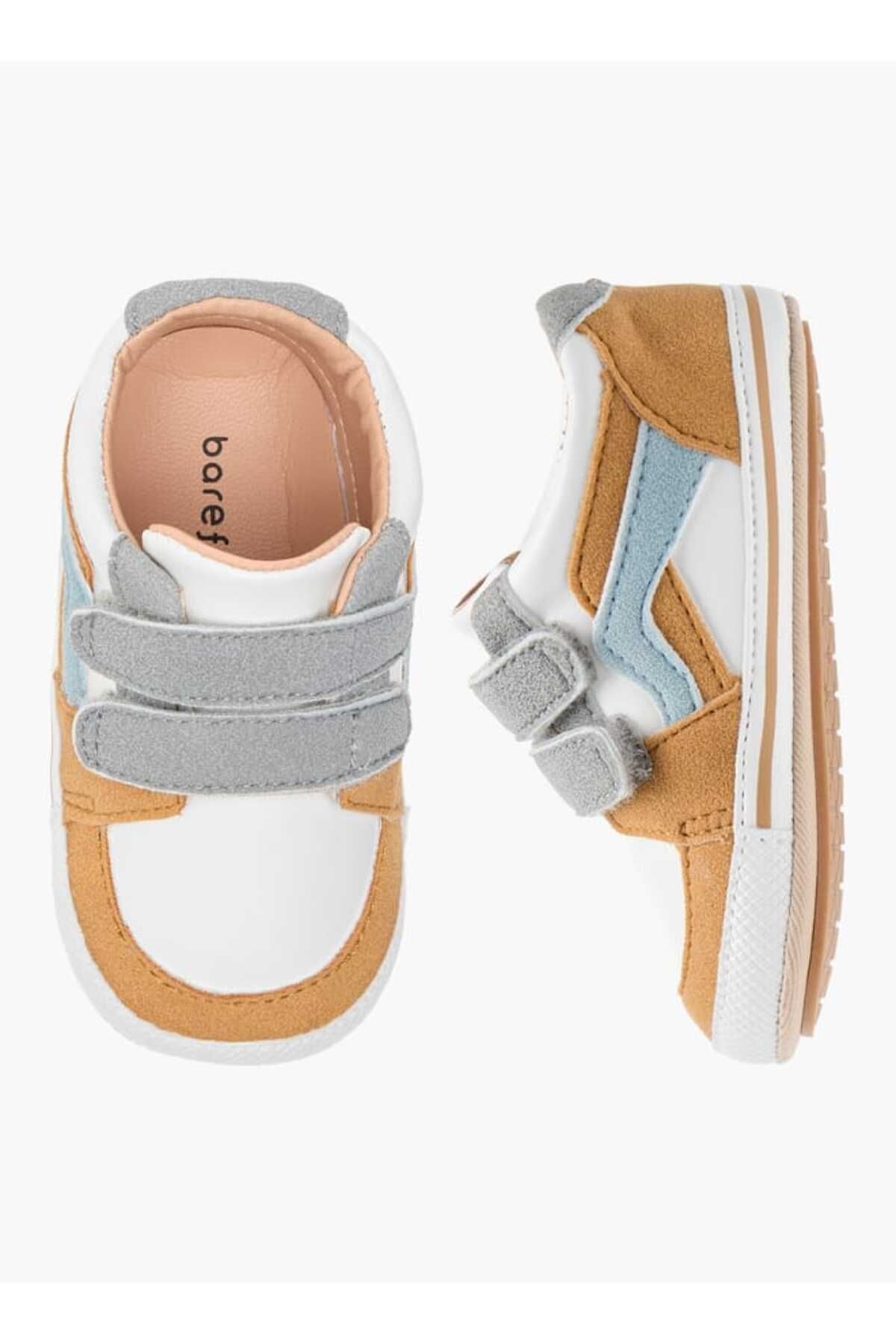 Barefeet-Panelled Booties with Hook and Loop Closure 1
