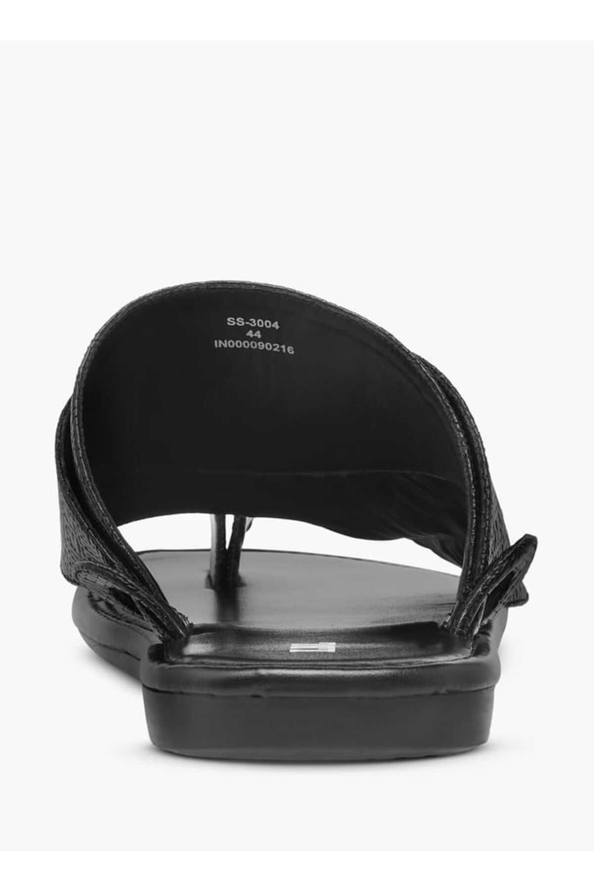 LBL by Shoexpress-Textured Slip-On Arabic Sandals with Toe Loop Detail 4