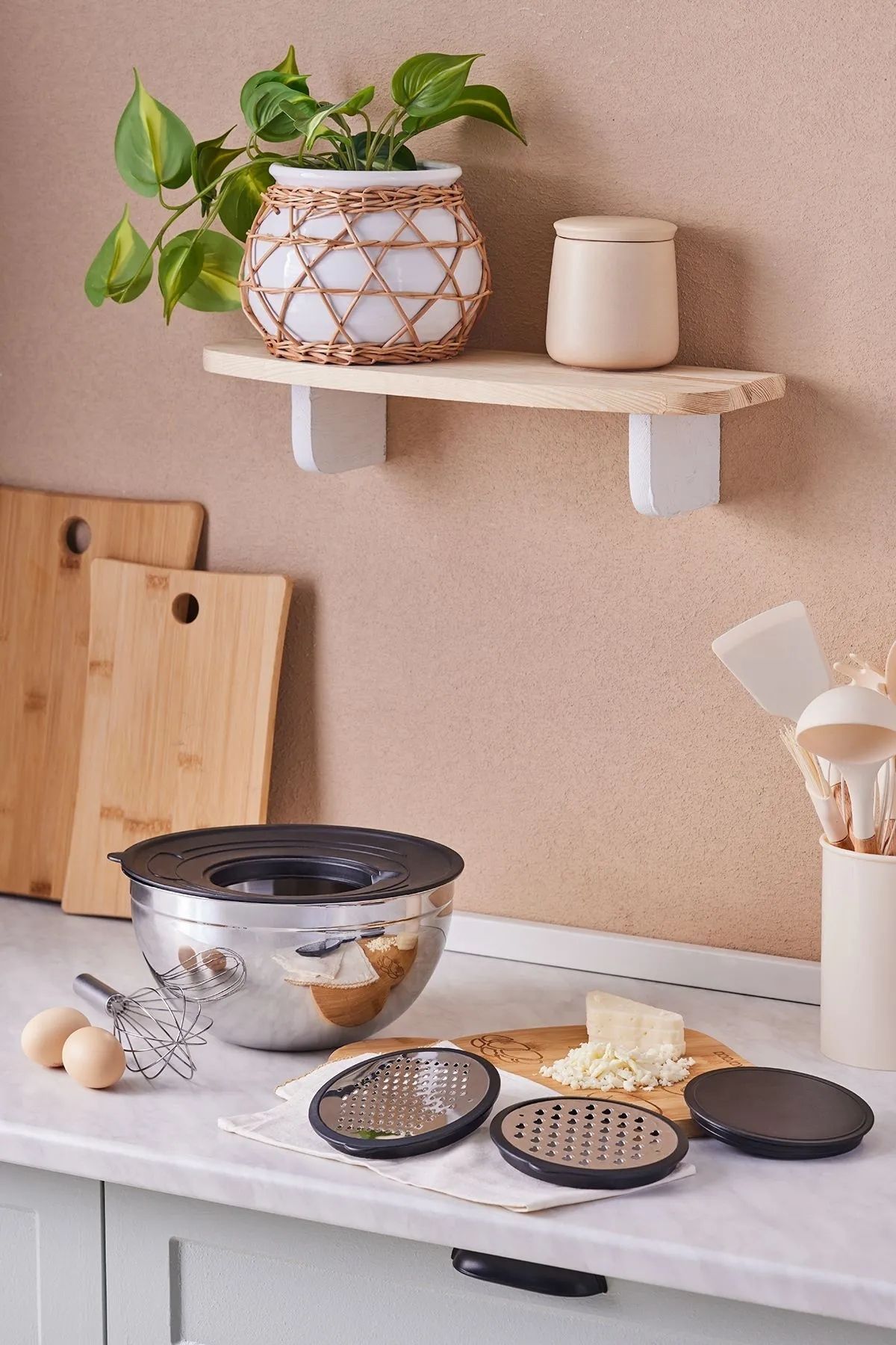 Parland Parle Çırpıcılı Rendeli Karıştırma Ve Saklama Kabı 26CM 1.Kalite