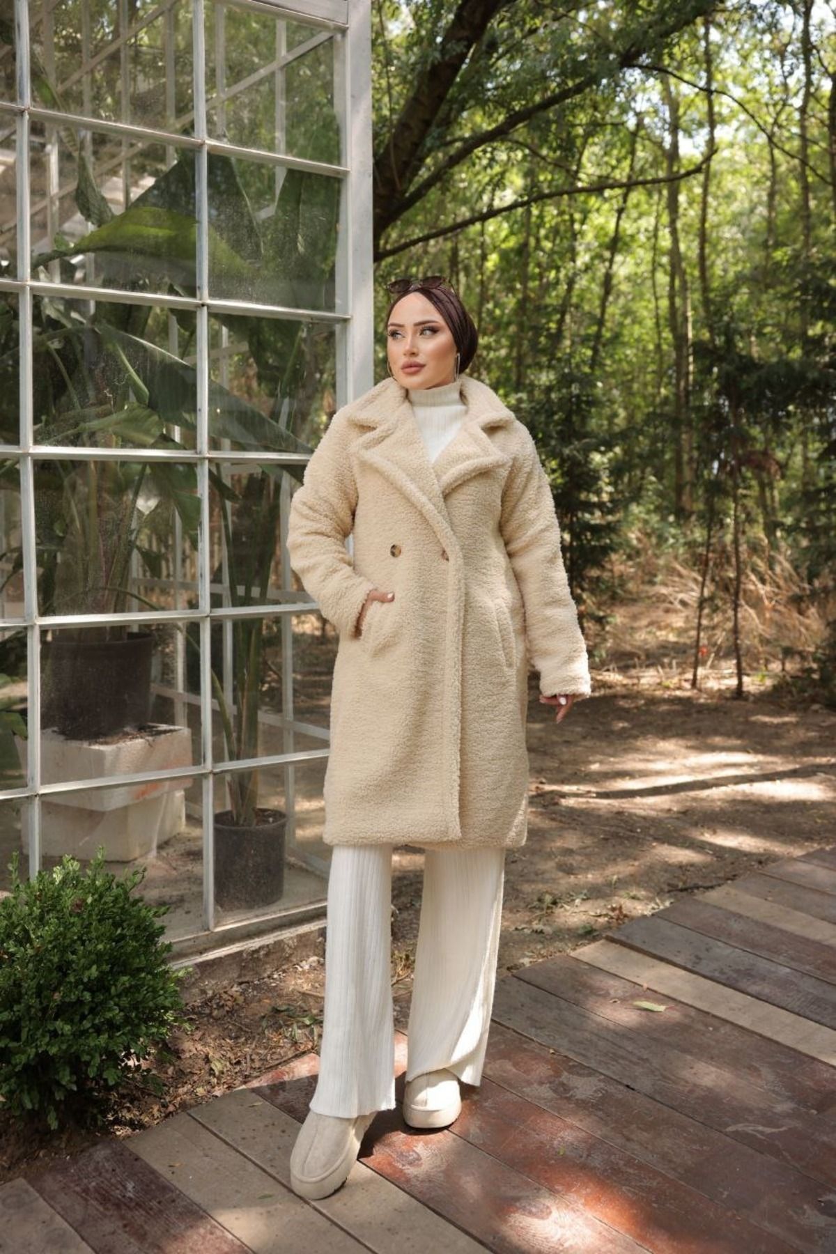 02Lady Fashion Cepli kruvaze yaka düğmeli   Peluş Mont