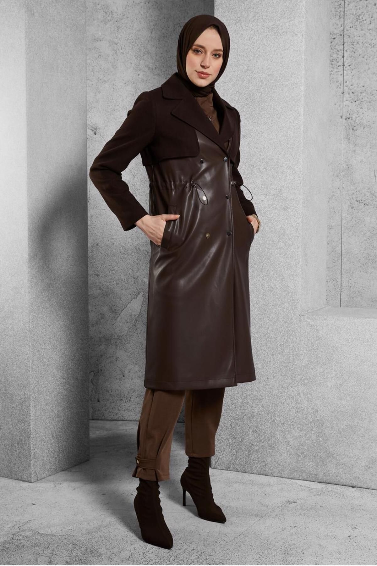 Alvina-Leather Coat with Spring in the Waist 2