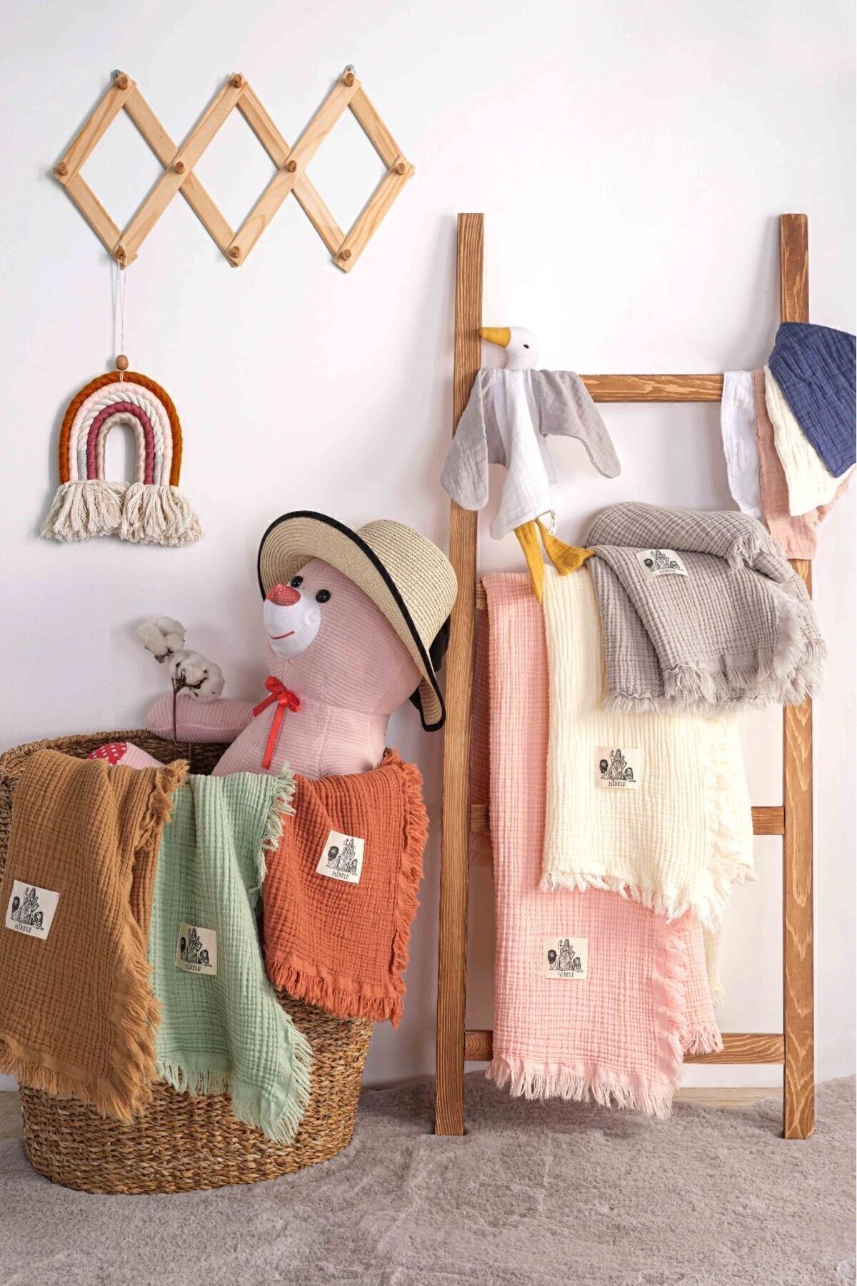 Kibele Haki 4 Katlı Müslin Püsküllü Bebek & Çocuk Battaniyesi %100 Pamuk 110*110 fotoğrafı 7 (önizleme)