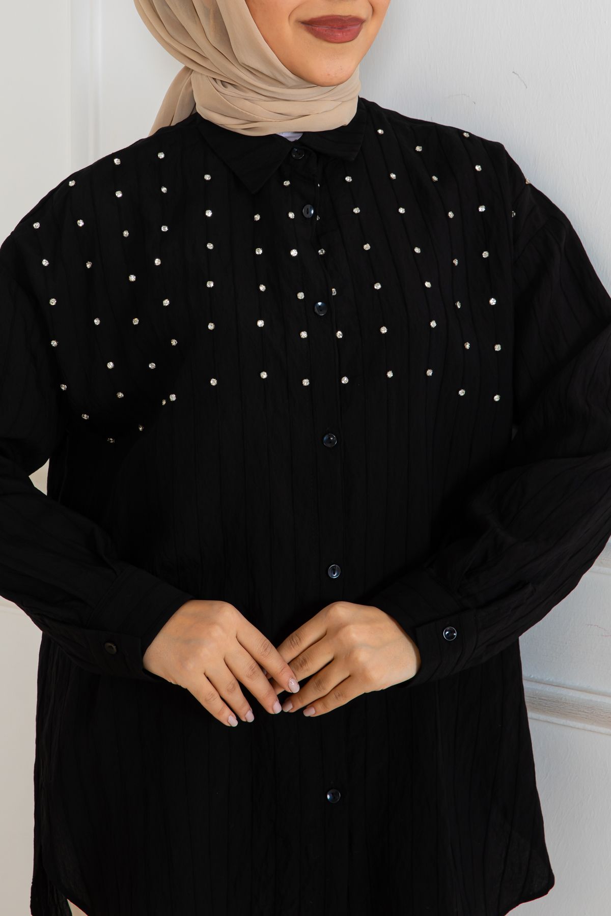 benguen-Black Stone Detailed Shirt 2127 3