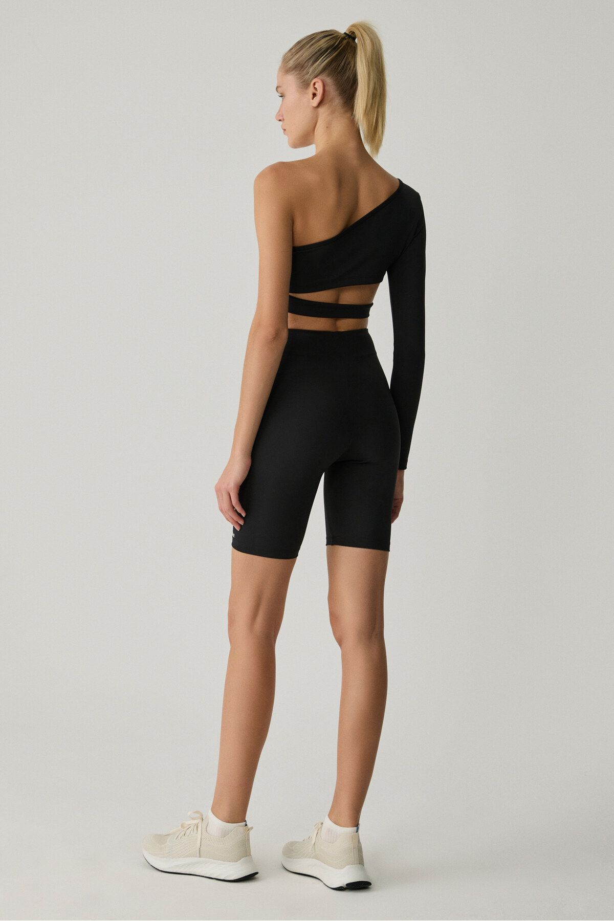 Urban Beat-SILVANNA Damen-Midi-Leggings mit schmalem Bein, Sportbekleidung, Radfahrer, Schwarz 7