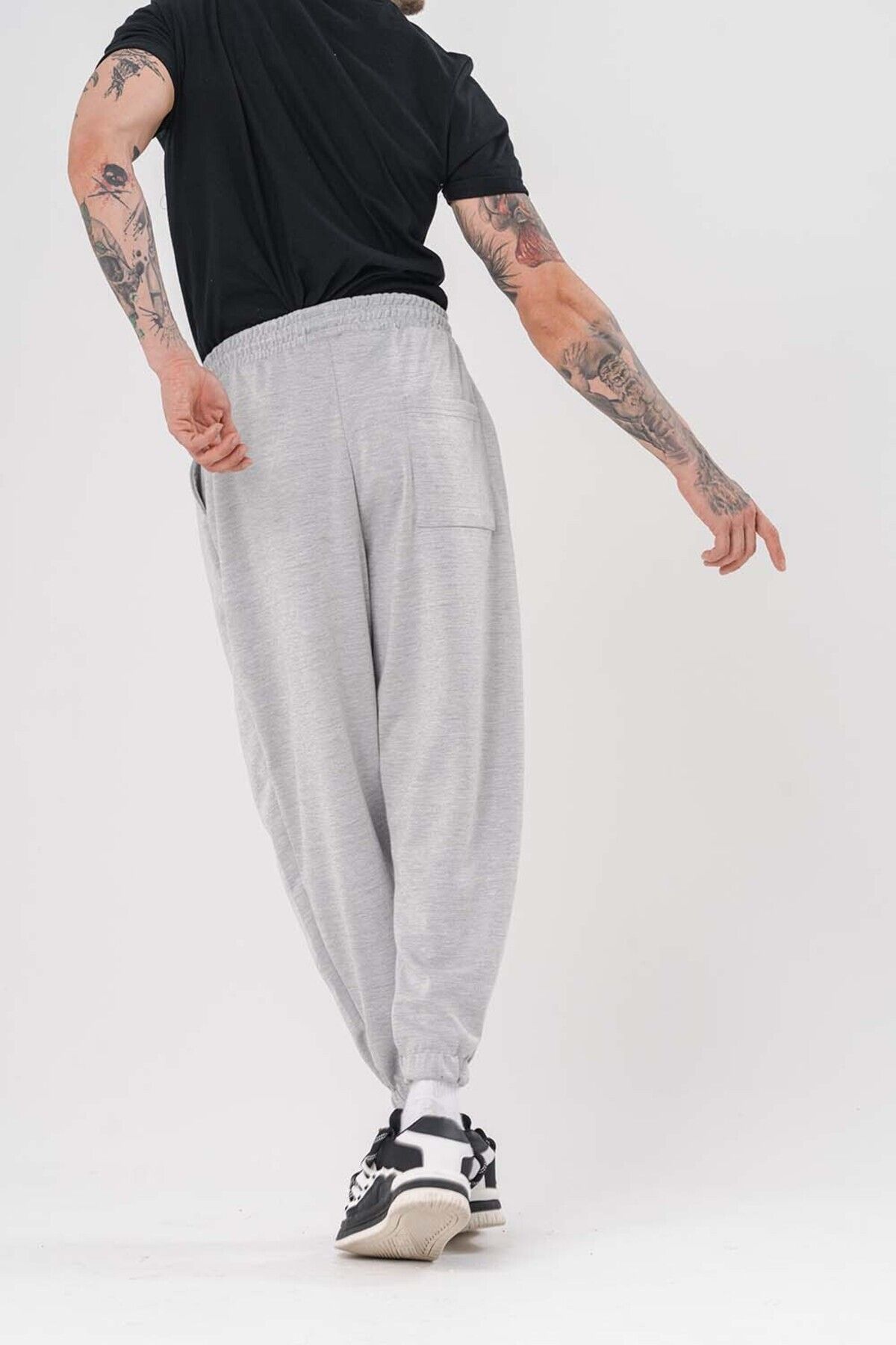 go gang own-Toji Pleated Baggy Shawl with Elastic Waist and Legs 5