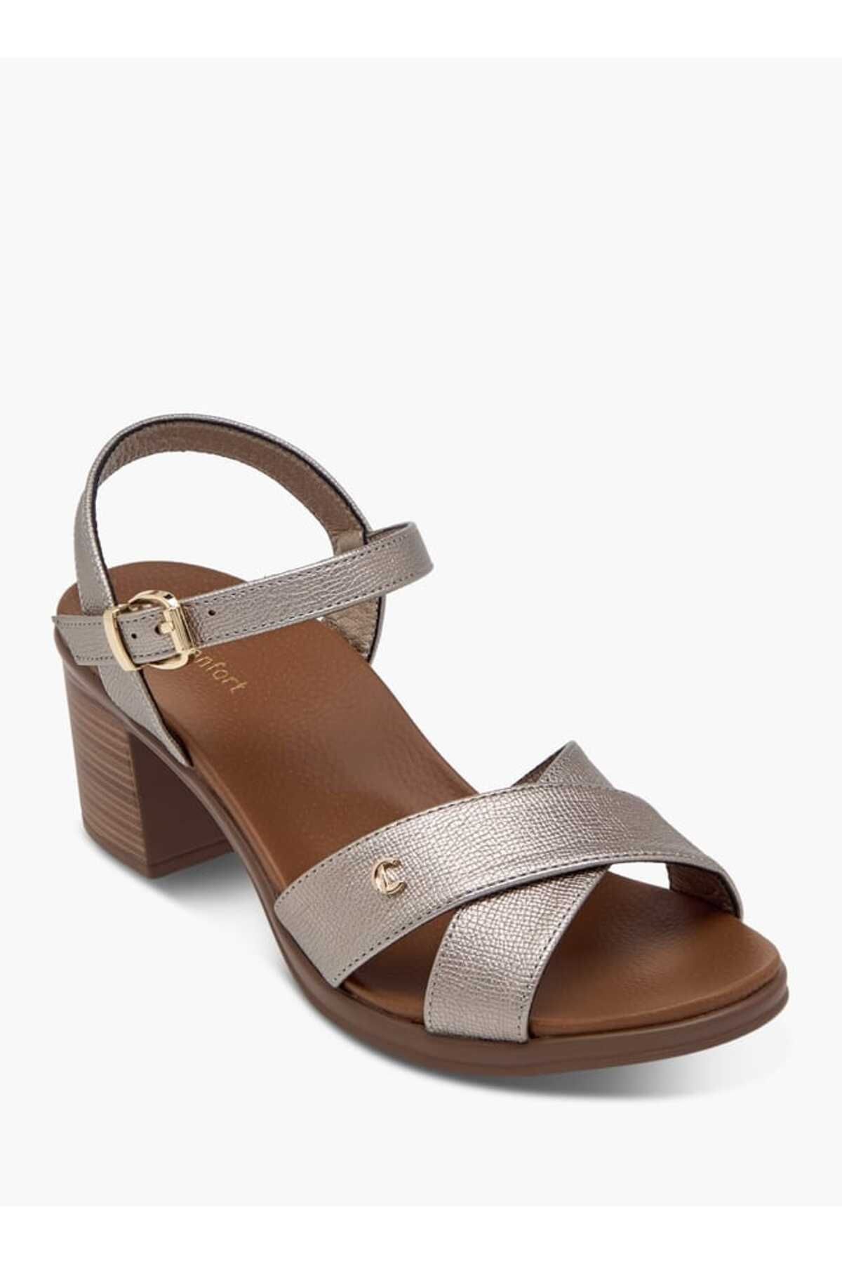 Le Confort-Solid Sandals with Block Heels and Buckle Closure 2