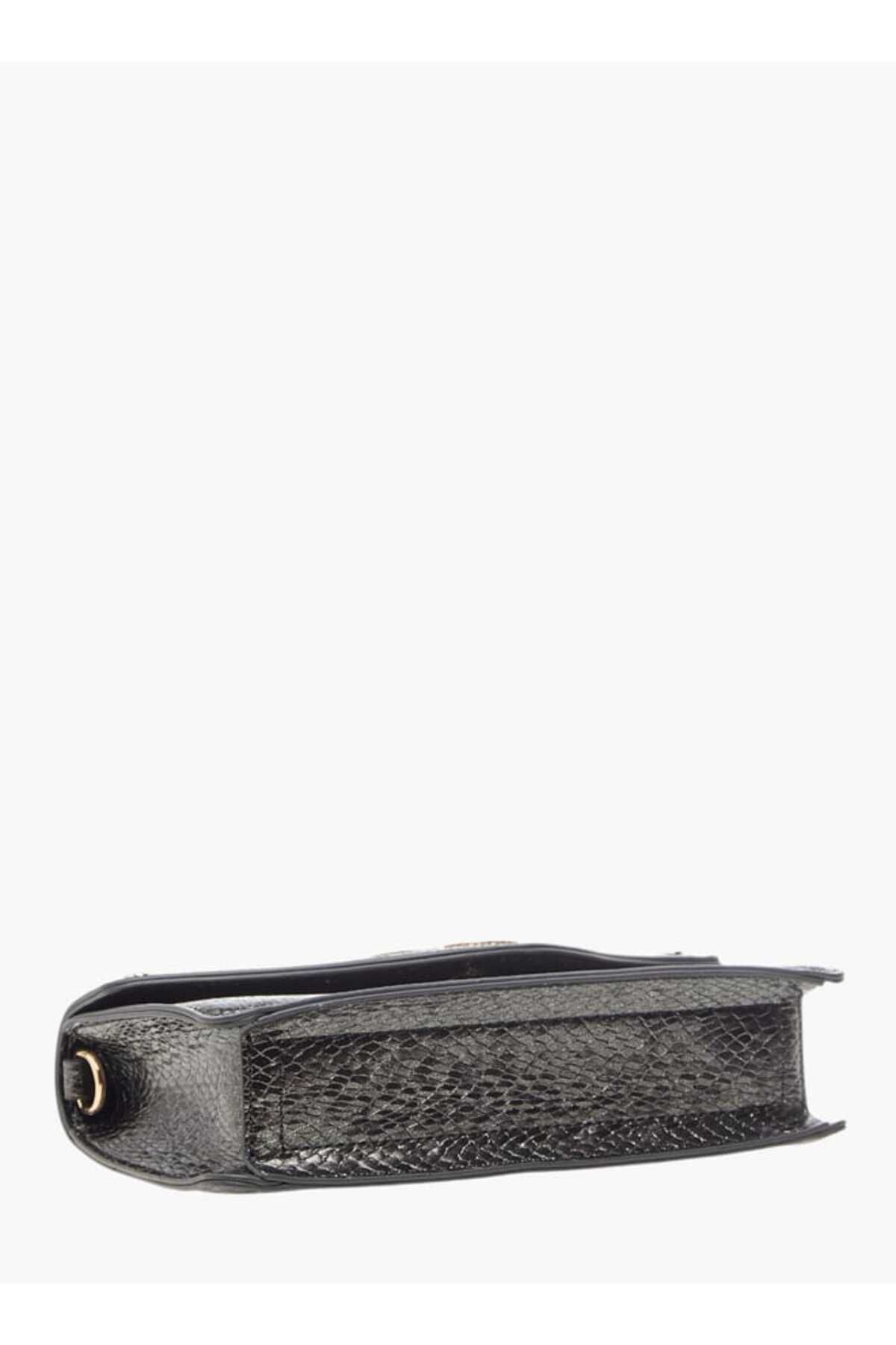Celeste-Textured Crossbody Bag with Button Closure and Chain Strap 6