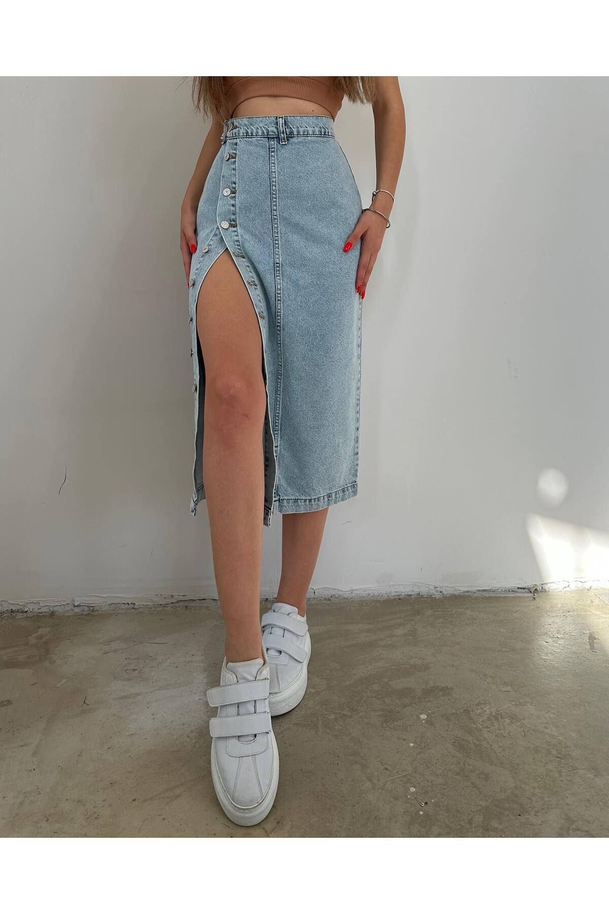 Özman Butik-Light Color Front Buttoned Denim Skirt 2