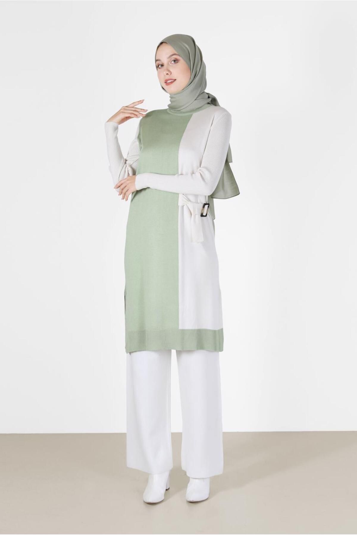 تونیک بافتنی 2 رنگی کمربند 42105 Alvina