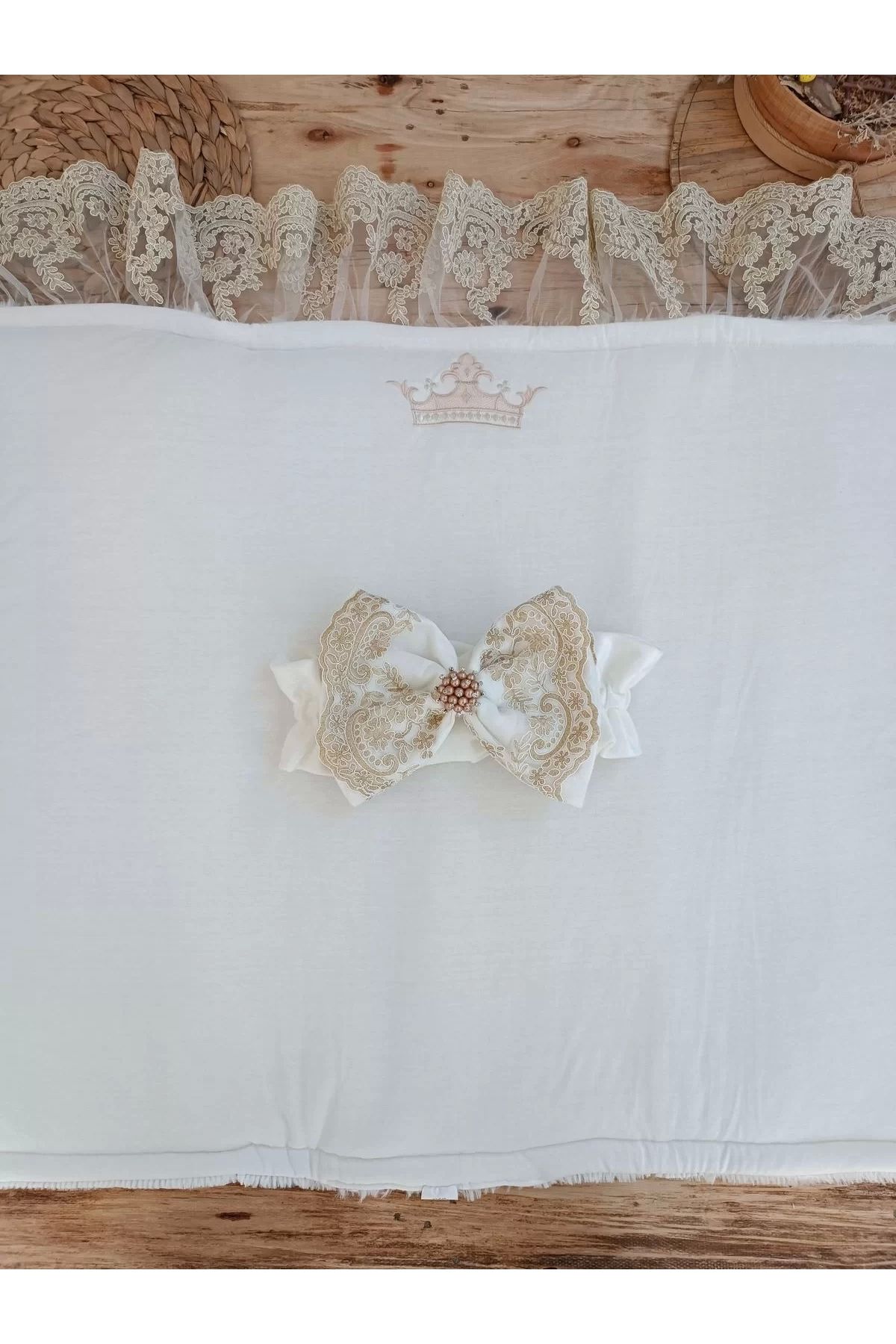 HayMed-White Wool Wool Fabric - Crown Embroidered Trilux Baby Blanket 4