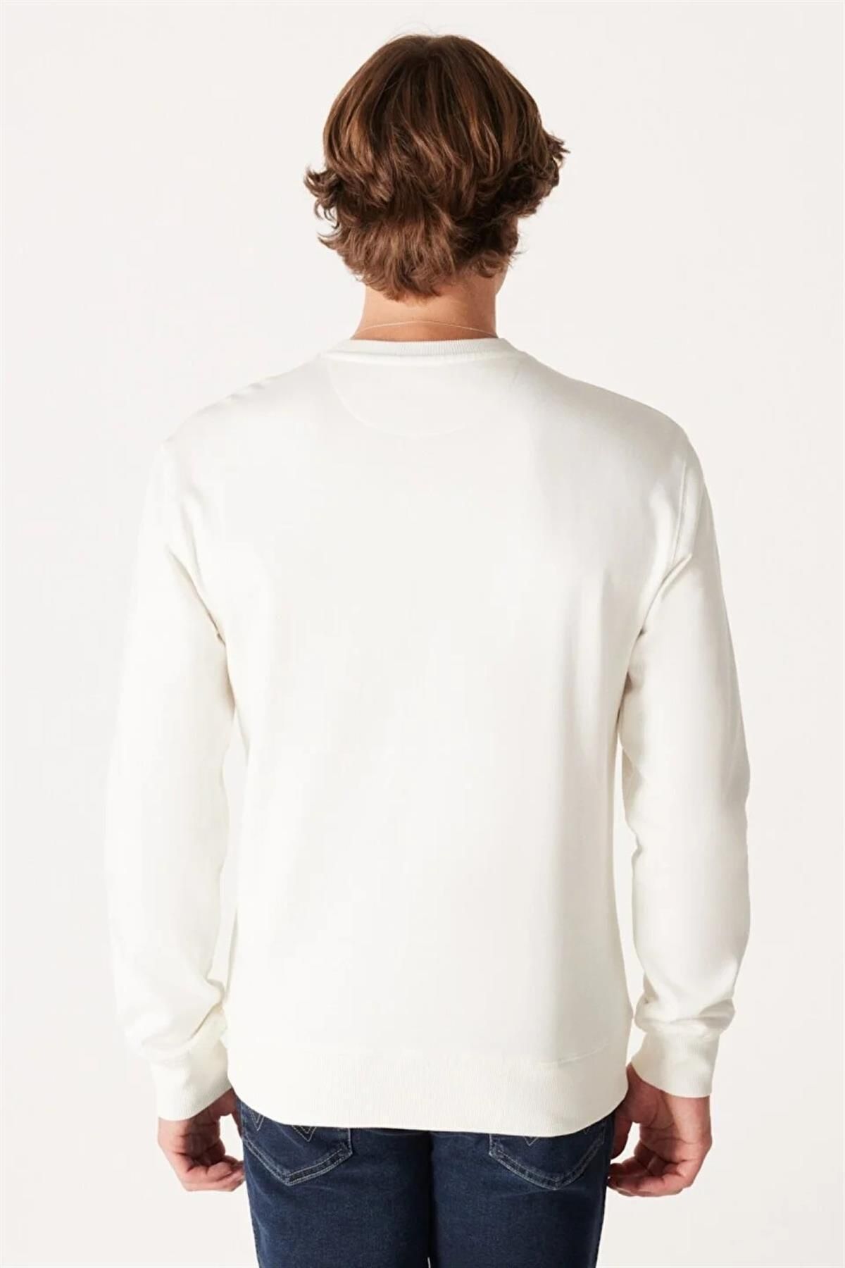 سویشرت سفید مردانه یقه دوچرخه W661HAW02 اورجینال Wrangler