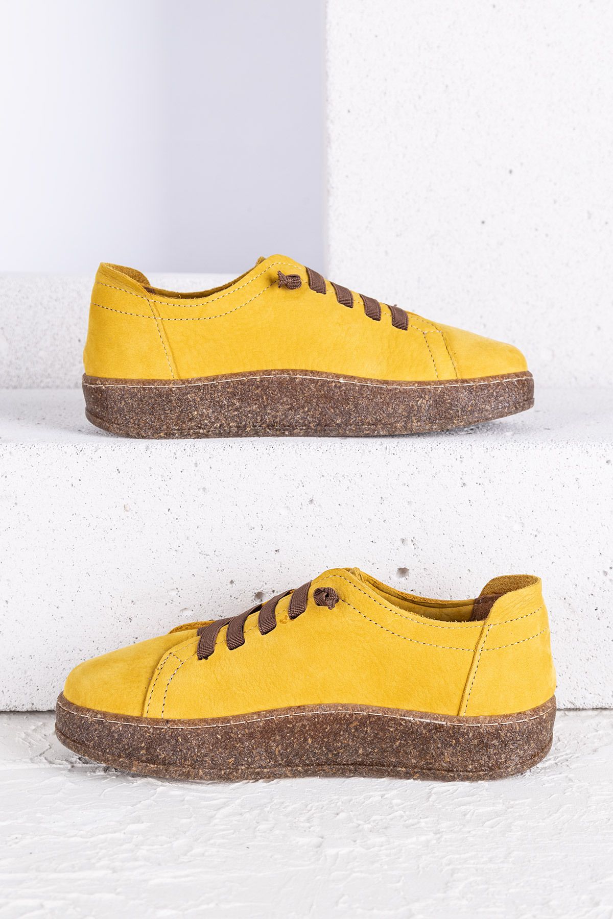 Getcho-Chako Women's Mustard Nubuck Casual Shoes 7