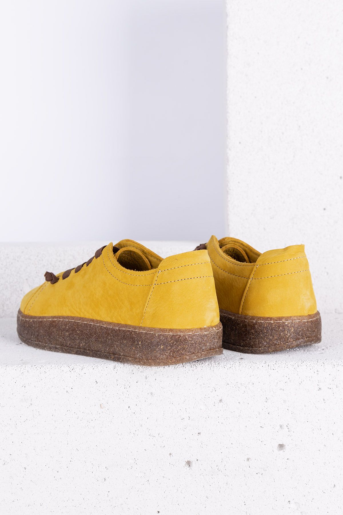 Getcho-Chako Women's Mustard Nubuck Casual Shoes 6