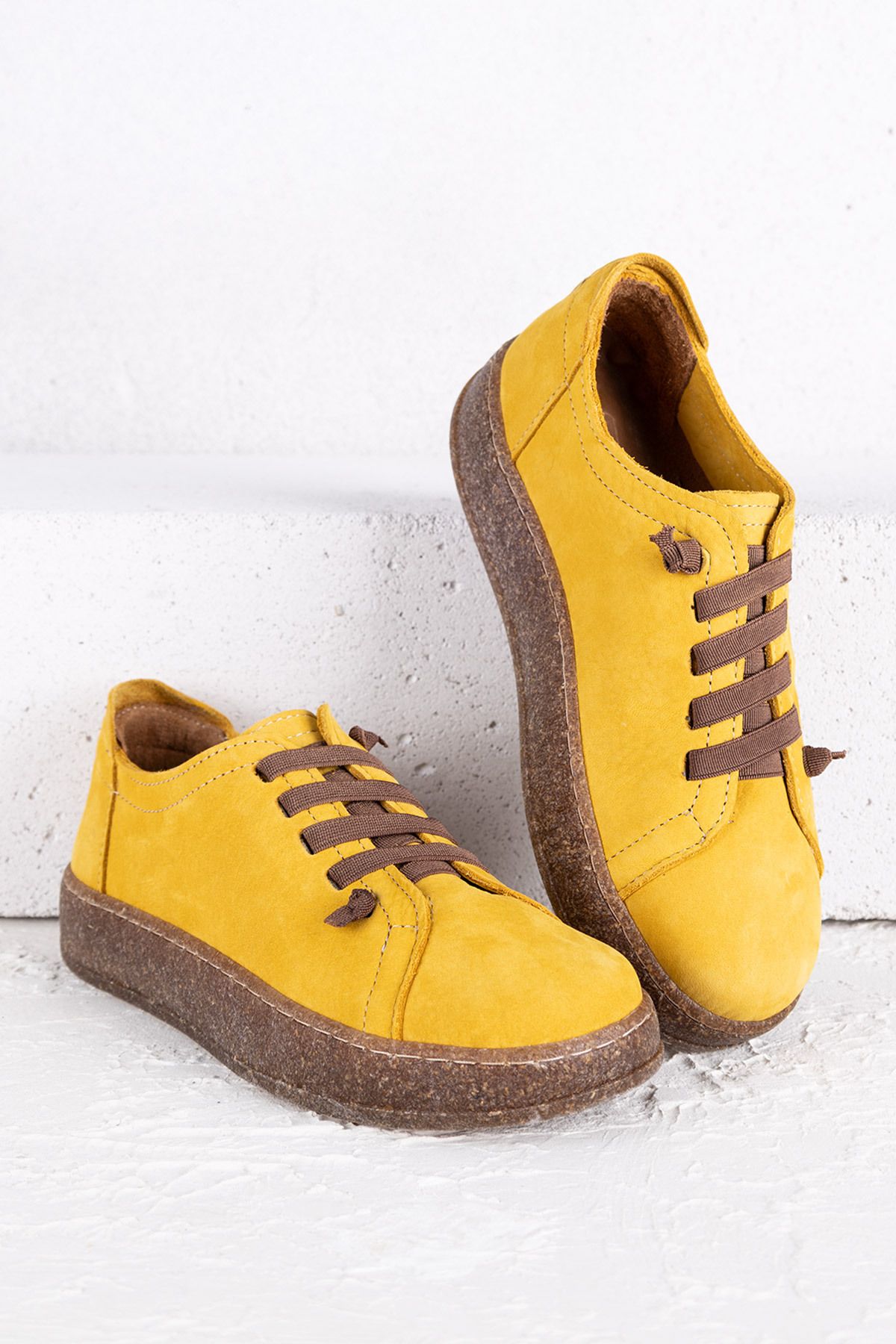 Getcho-Chako Women's Mustard Nubuck Casual Shoes 5