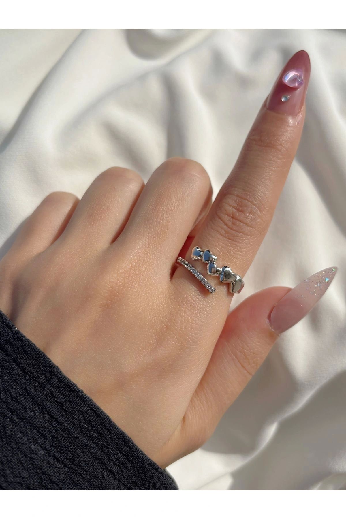 Eylülün Takısı-Women's Silver Color Row Heart Ring 2