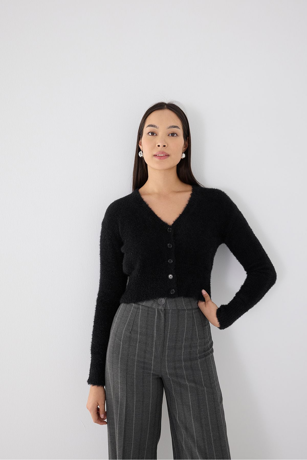 Addax-Soft Textured Buttoned Crop Cardigan H3339-A2 4