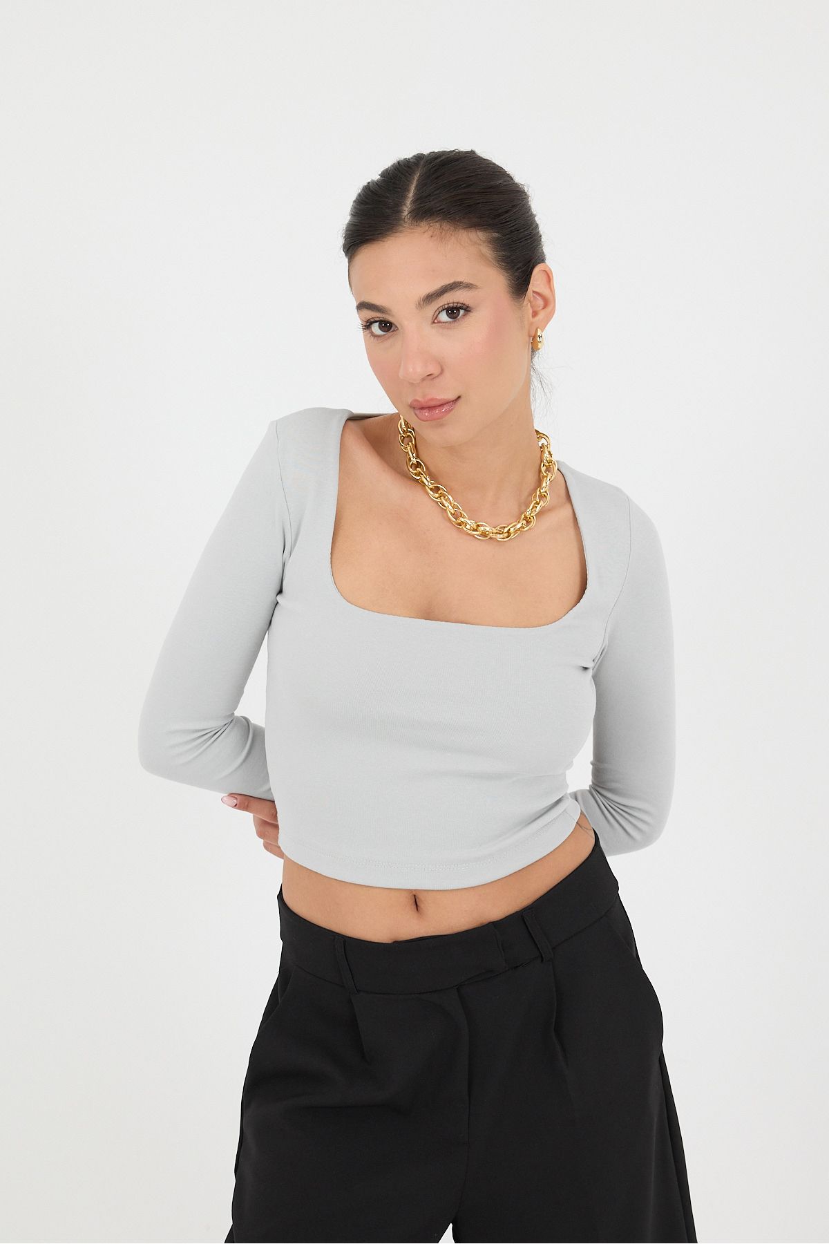 Addax-Square Neck Long Sleeve Basic Crop Blouse B3713-J1 5